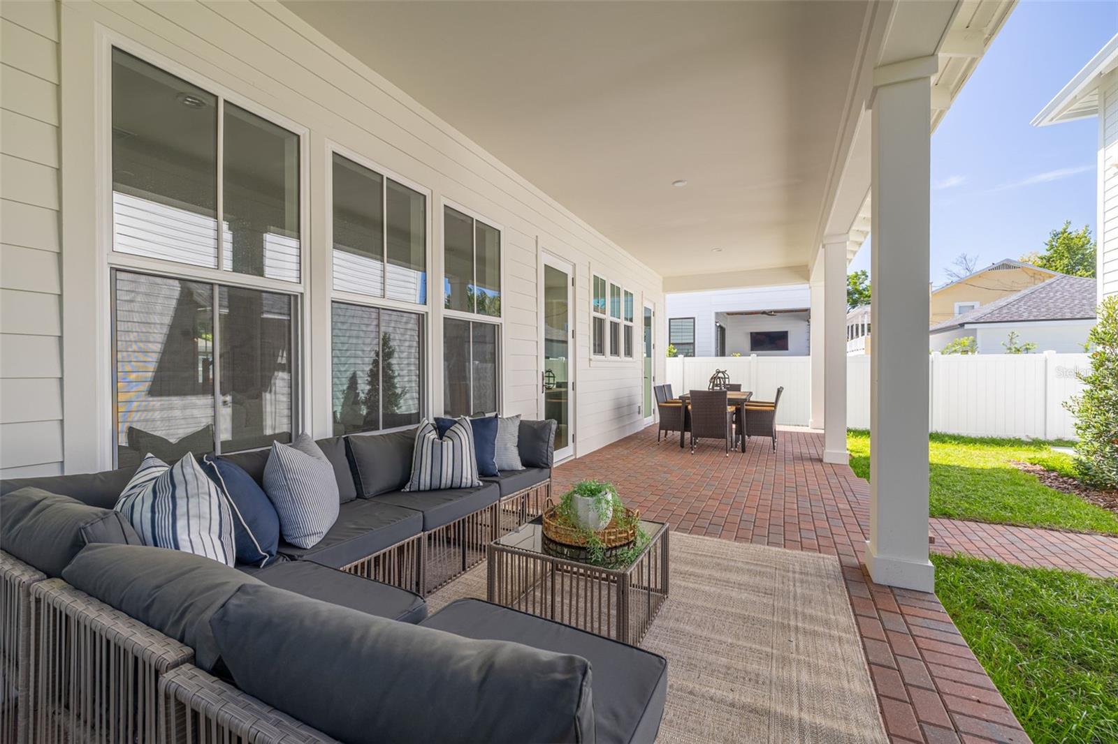 Image 32 of 51 For 1420 14th Street N