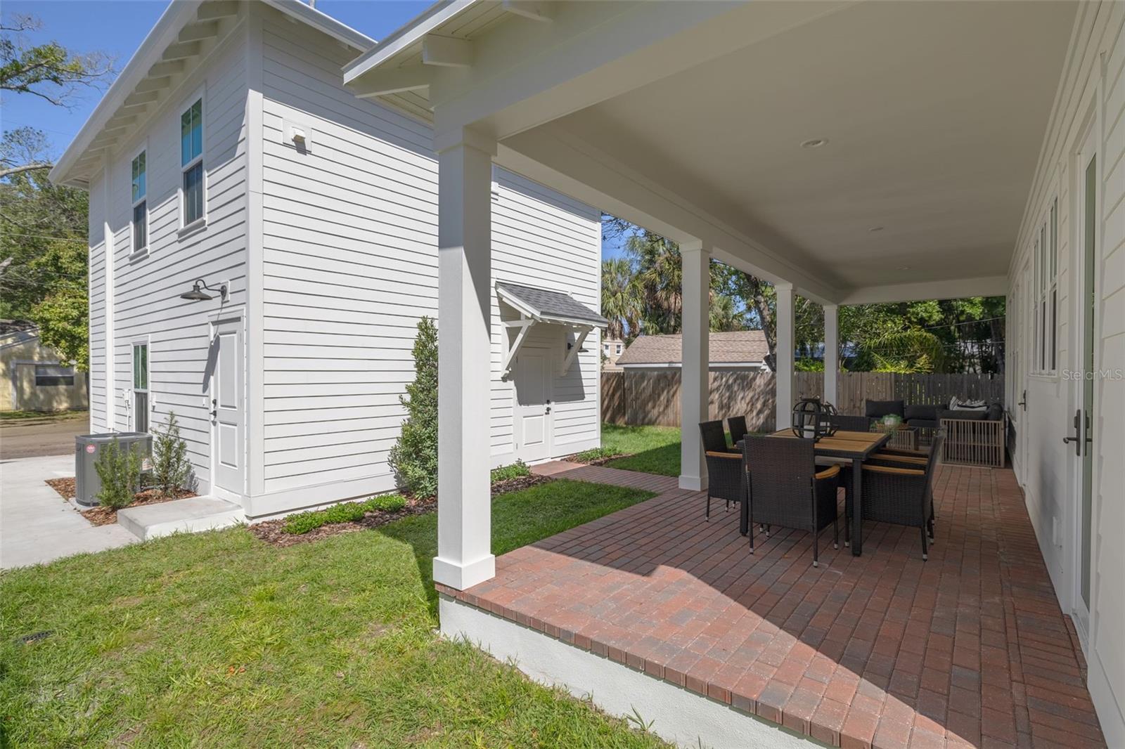 Image 35 of 51 For 1420 14th Street N