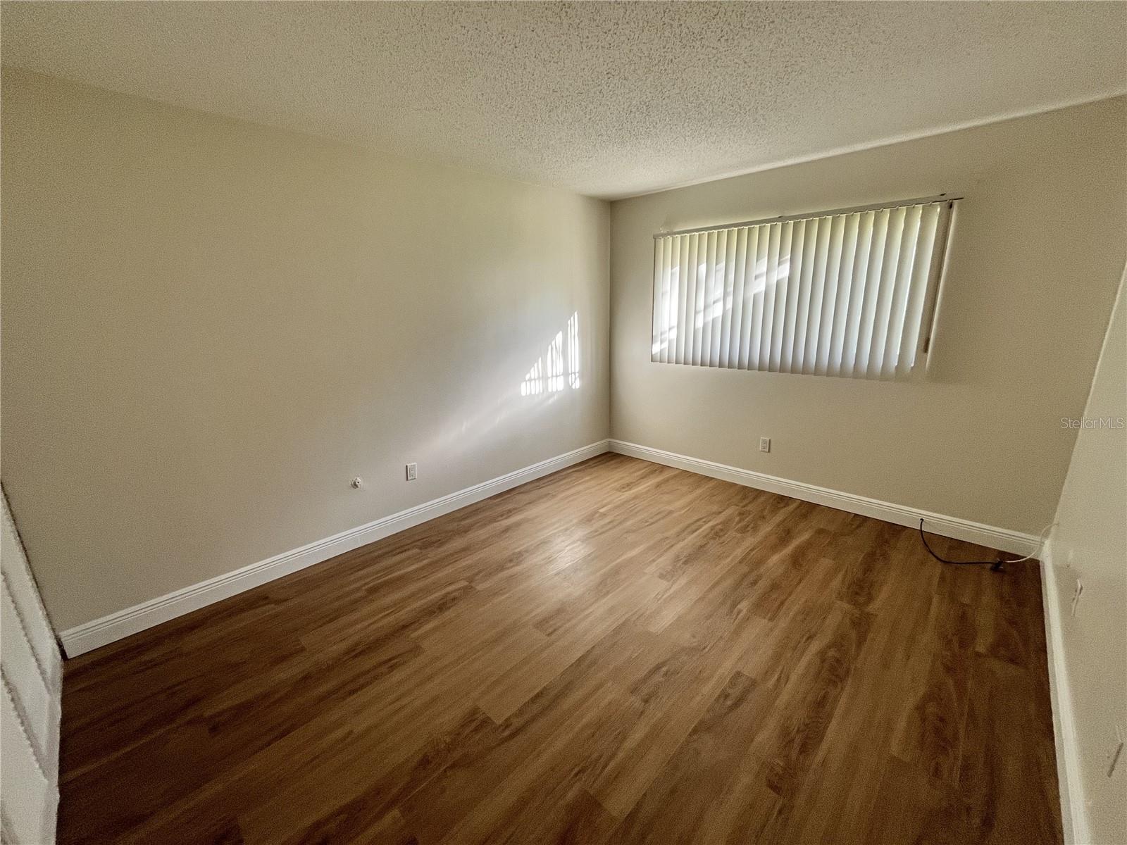 Image 10 of 19 For 4606 Gray Street 107