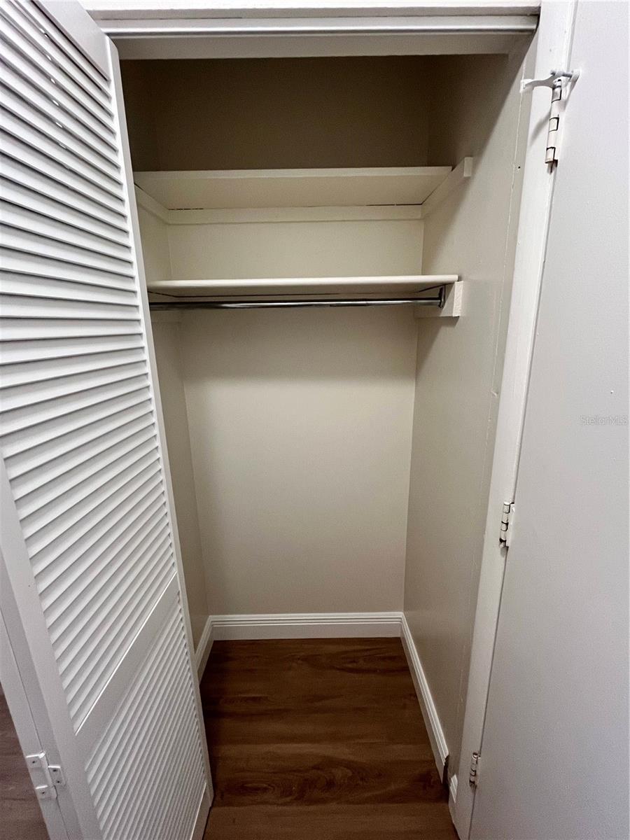 Image 14 of 19 For 4606 Gray Street 107