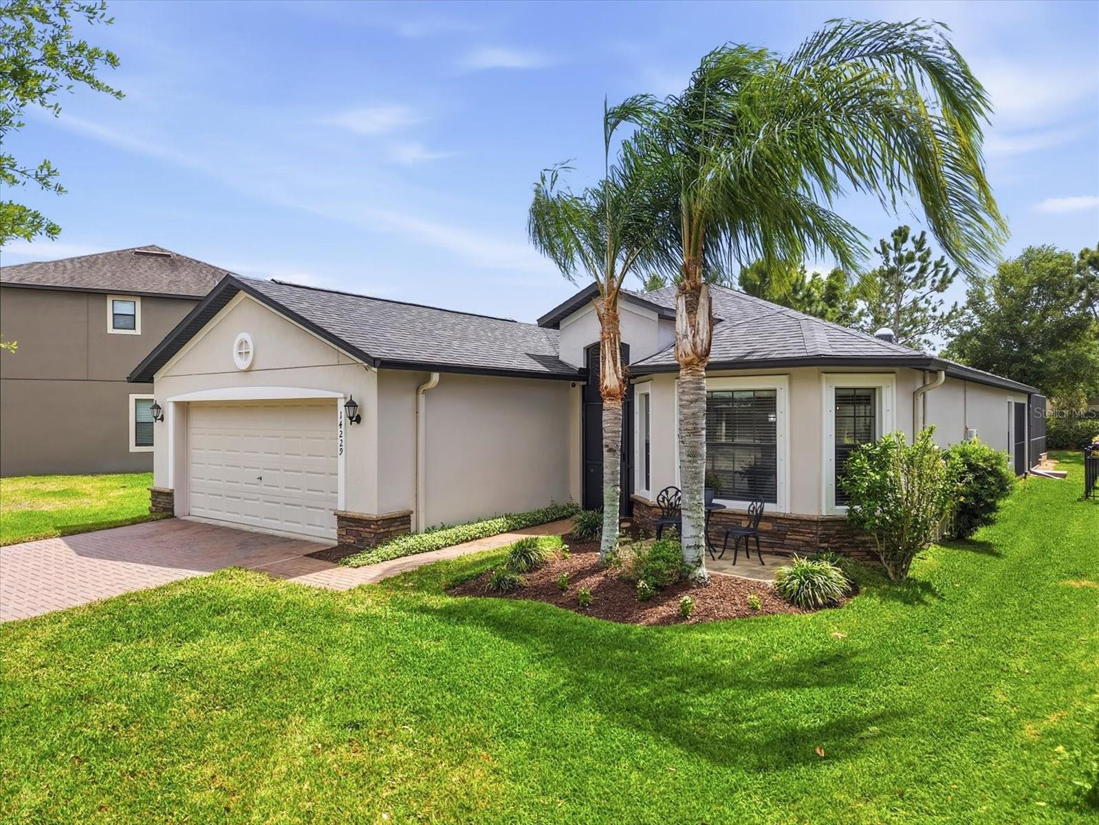 Listing photo id 2 for 14229 Stockwell Lane