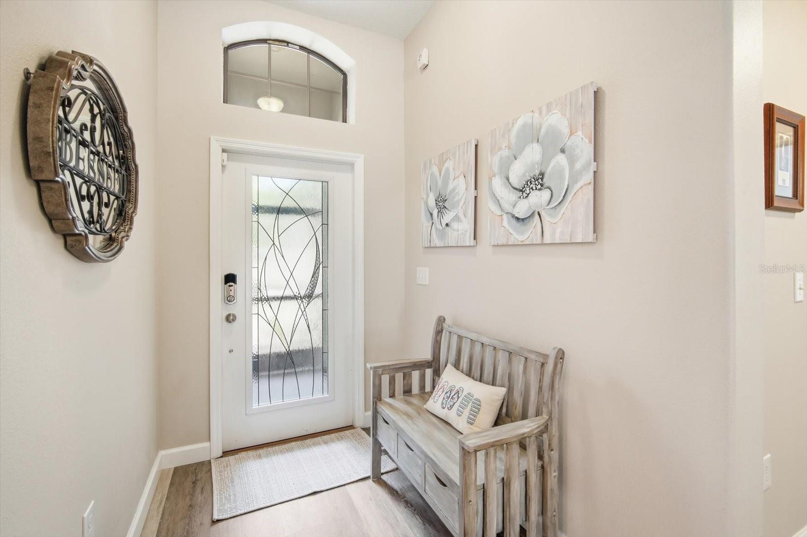 Listing photo id 4 for 14229 Stockwell Lane