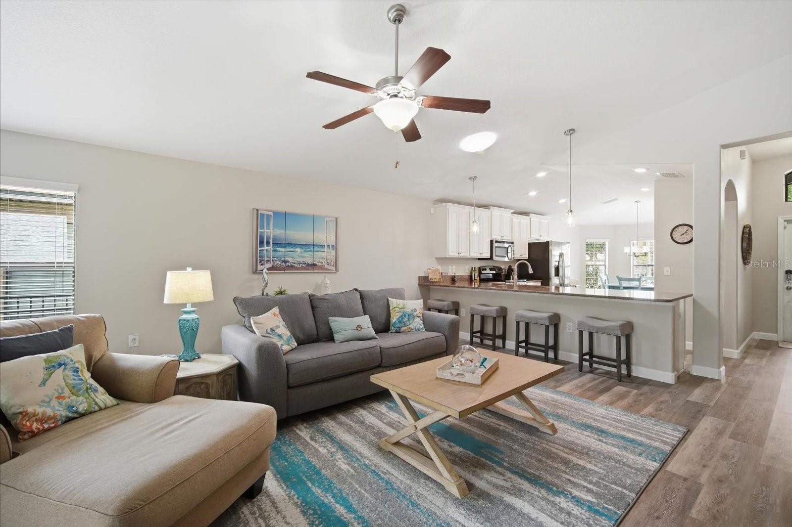 Listing photo id 7 for 14229 Stockwell Lane