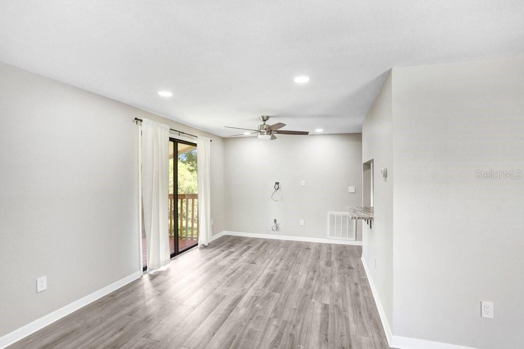 Image 7 of 26 For 137 Hunter Lake Drive C