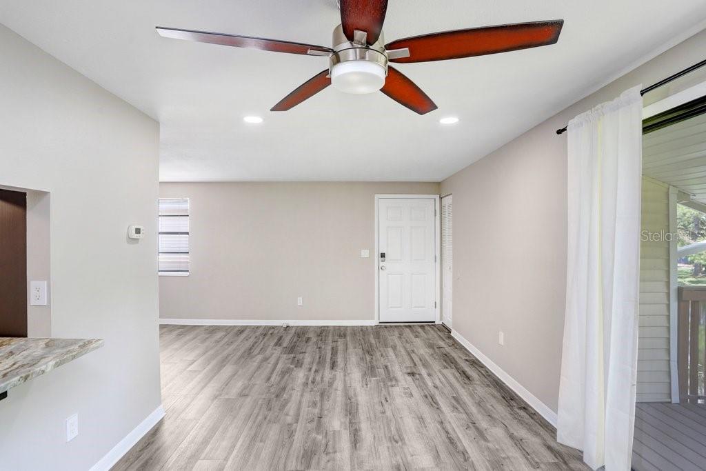 Image 8 of 26 For 137 Hunter Lake Drive C