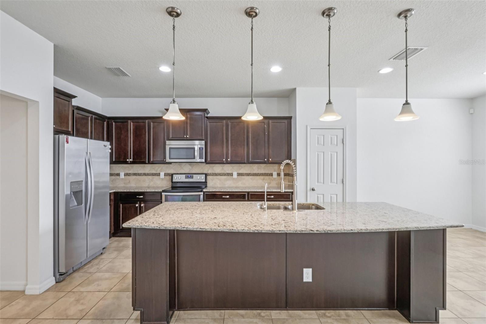 Image 13 of 37 For 5948 Sweet Birch Drive