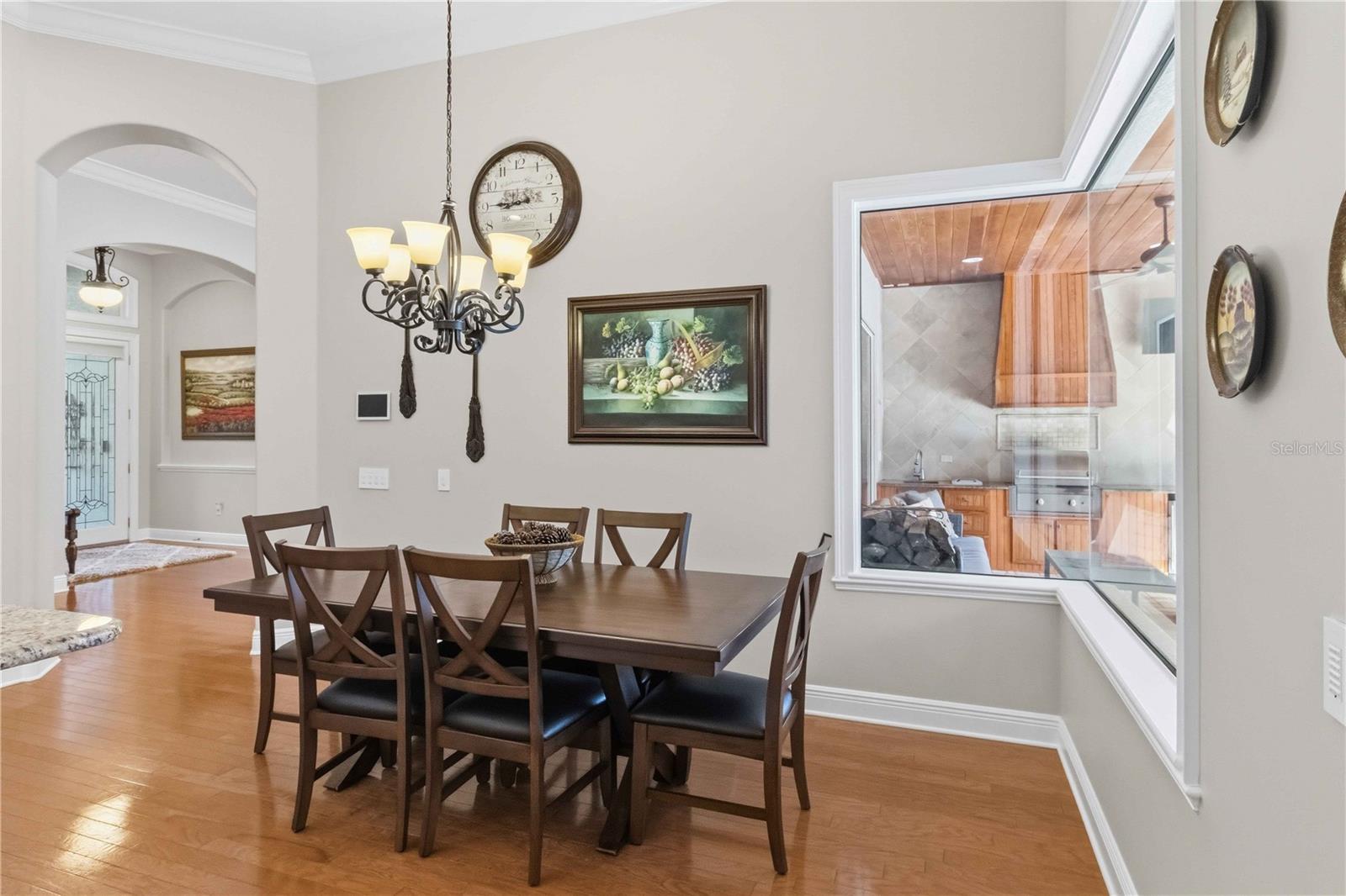 Listing photo id 13 for 15108 Kestrelglen Way