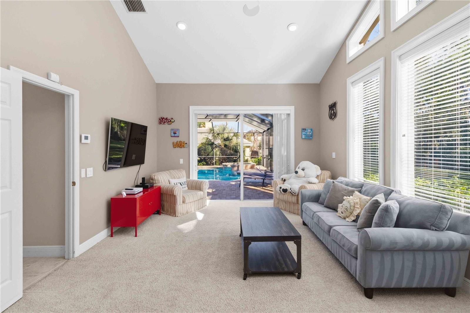 Listing photo id 19 for 15108 Kestrelglen Way