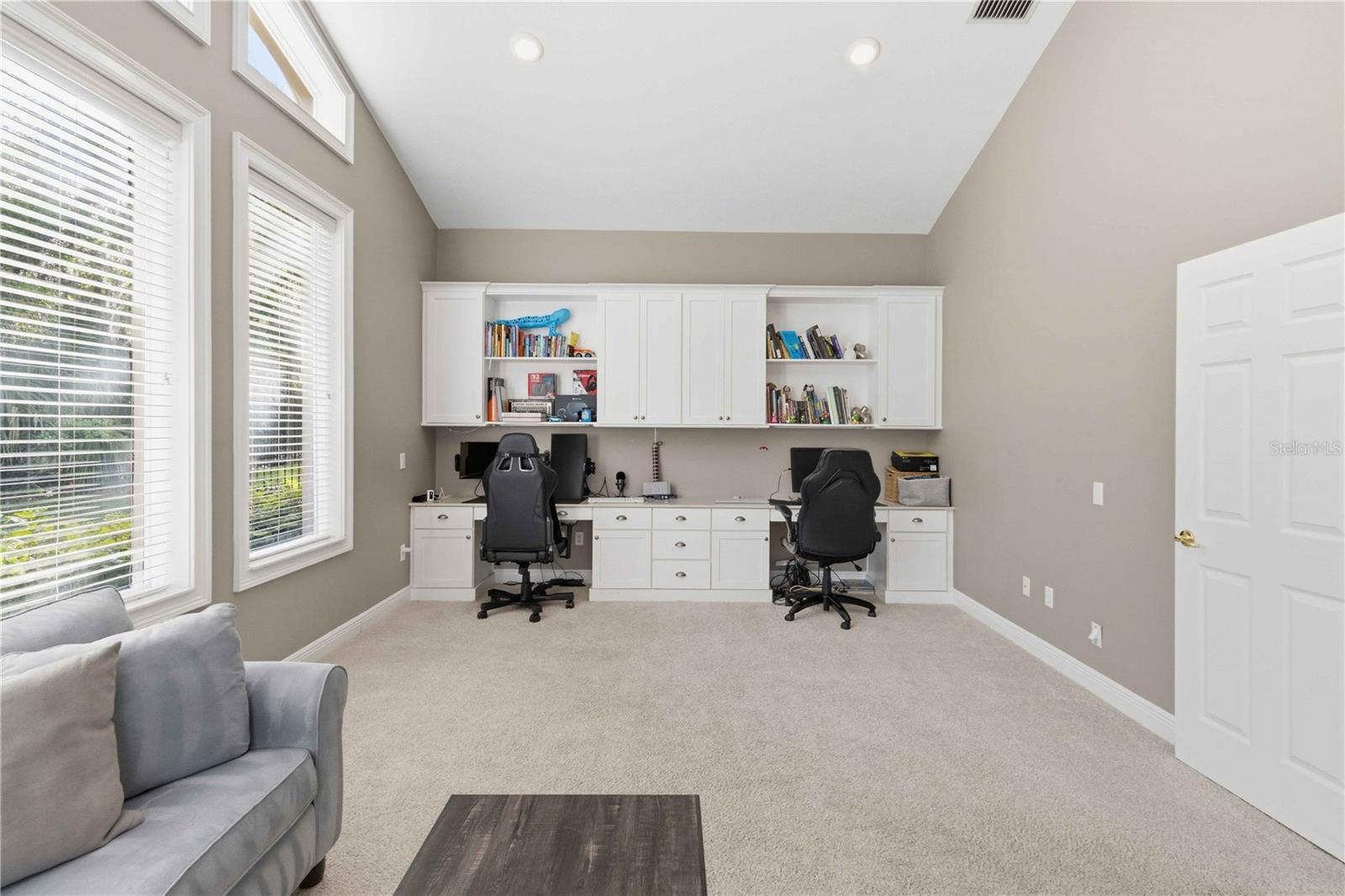 Listing photo id 20 for 15108 Kestrelglen Way