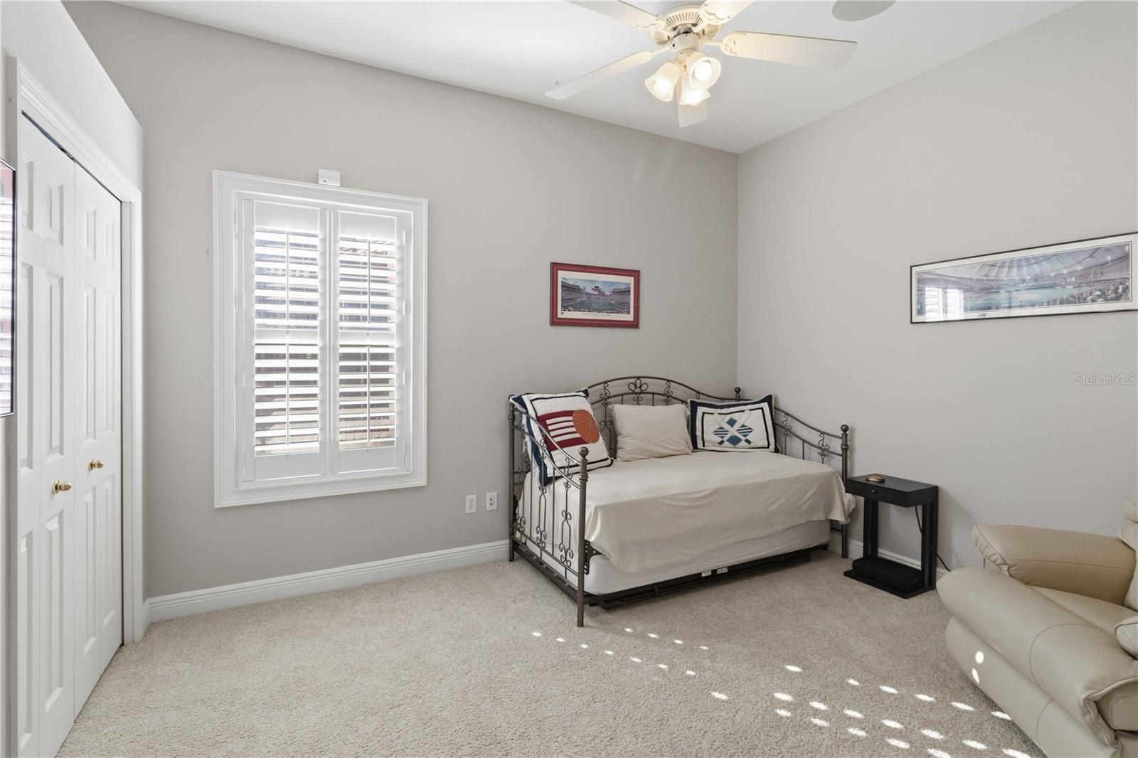 Listing photo id 26 for 15108 Kestrelglen Way