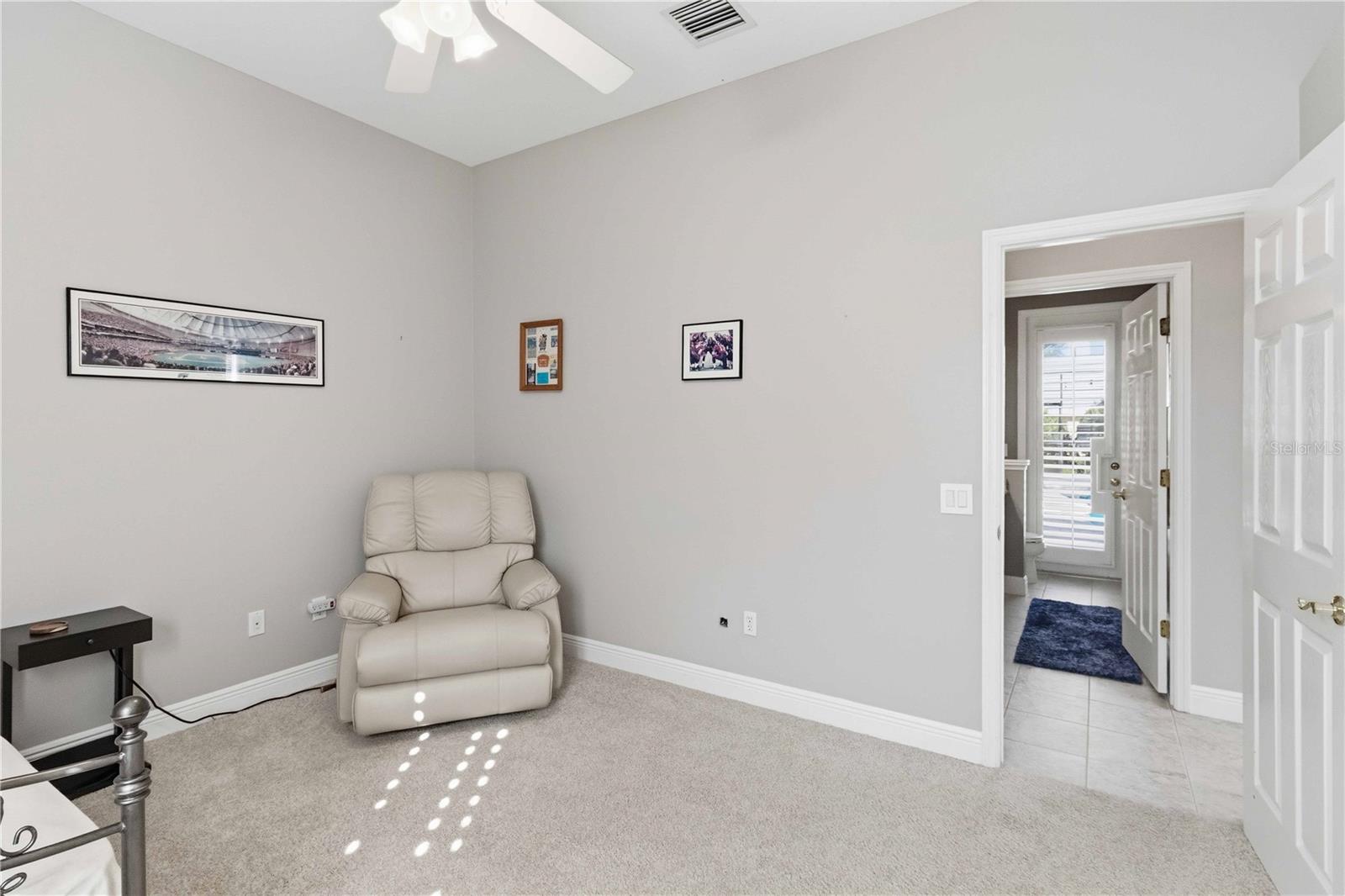 Listing photo id 27 for 15108 Kestrelglen Way