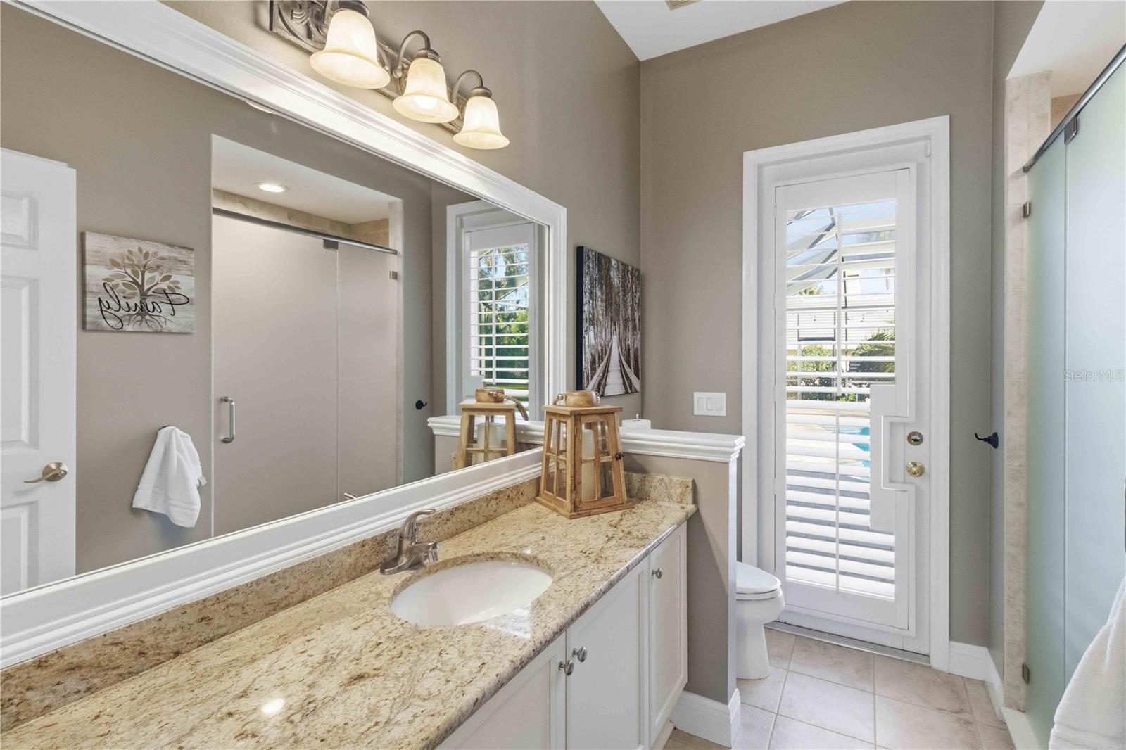 Listing photo id 28 for 15108 Kestrelglen Way