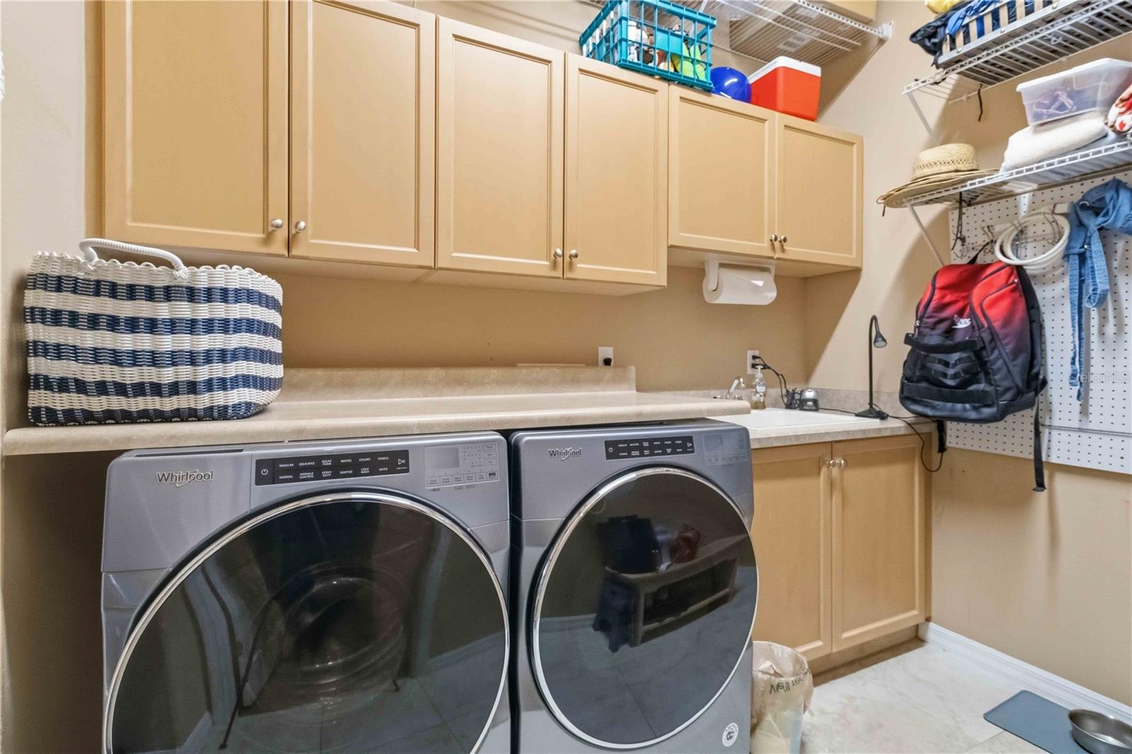 Listing photo id 32 for 15108 Kestrelglen Way