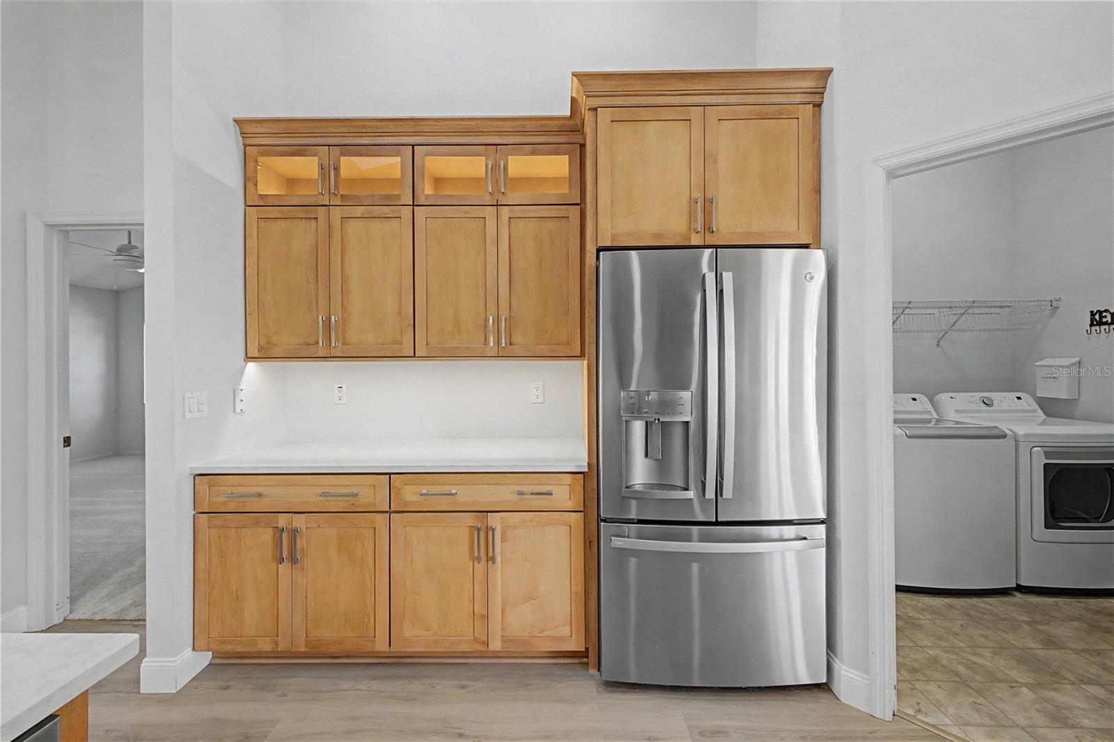 Listing photo id 18 for 15031 Surrey Bend