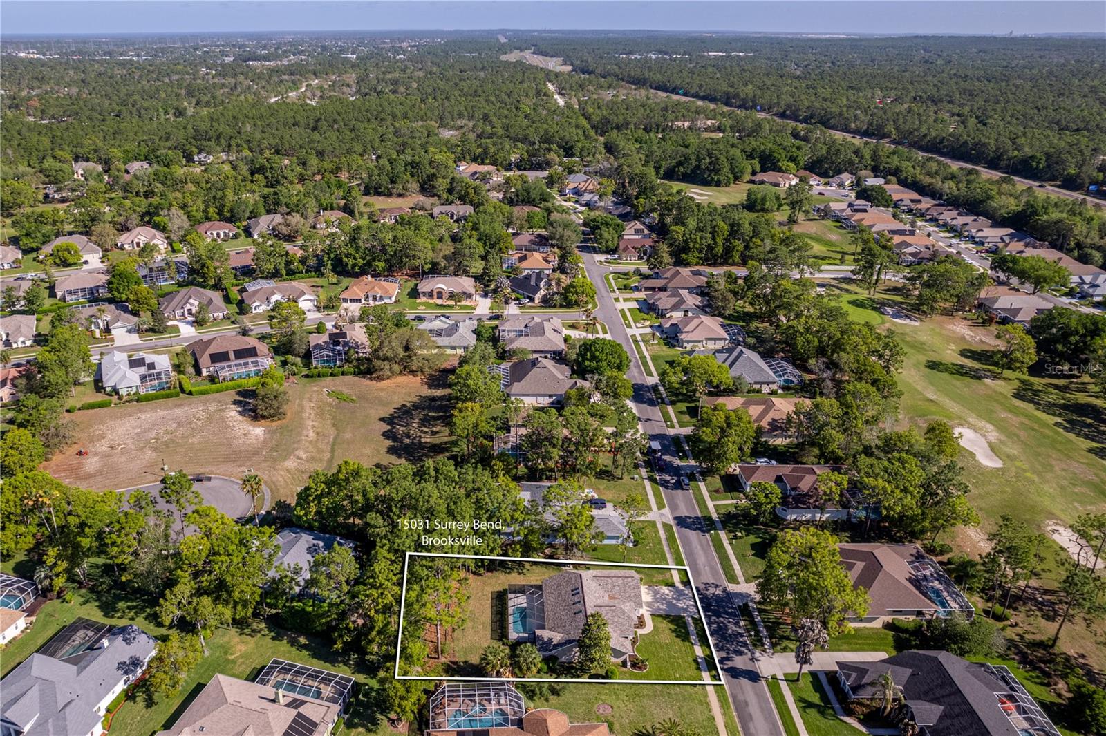 Listing photo id 68 for 15031 Surrey Bend