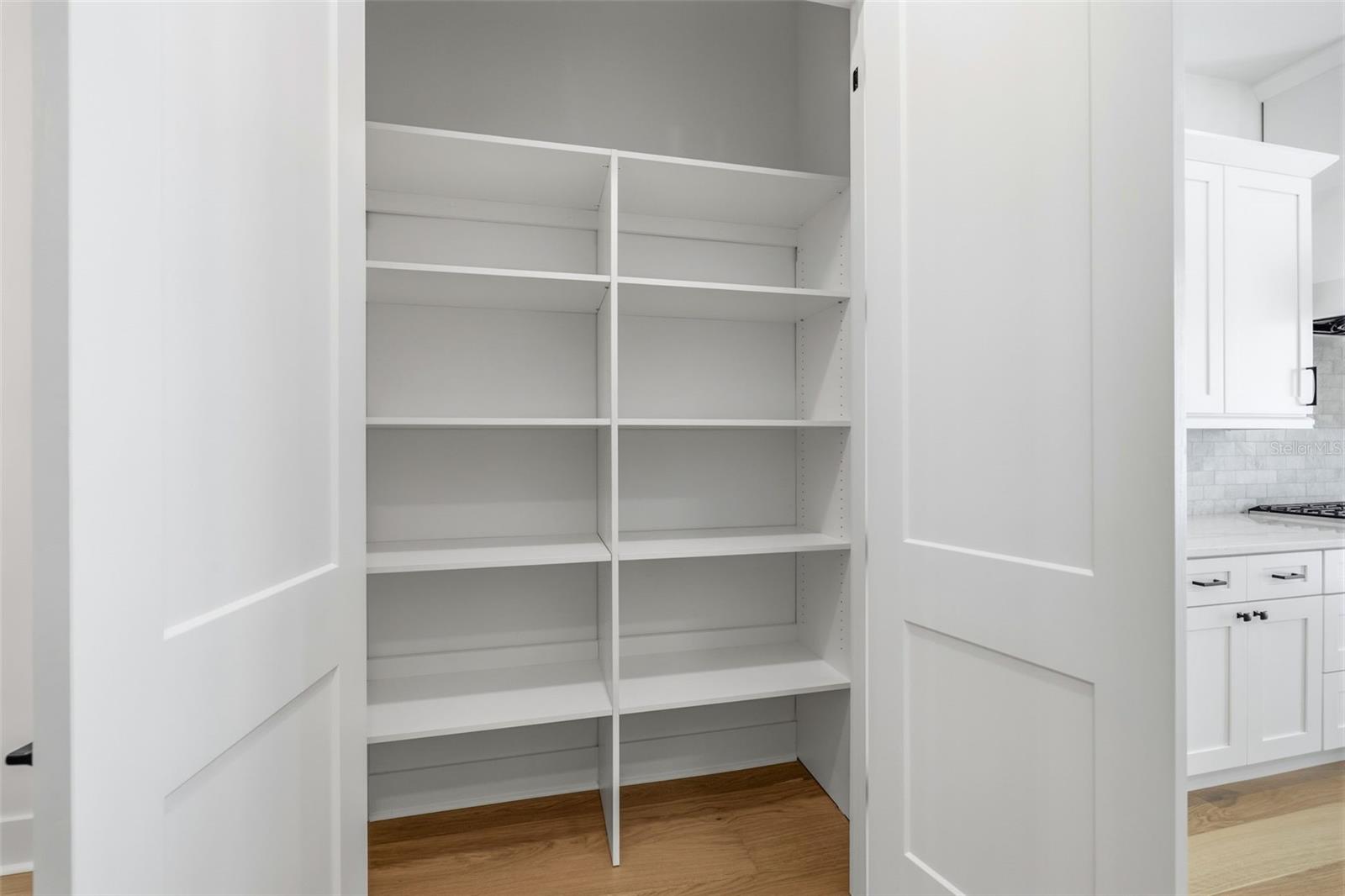 Image 11 of 24 For 3012 Esperanza Avenue