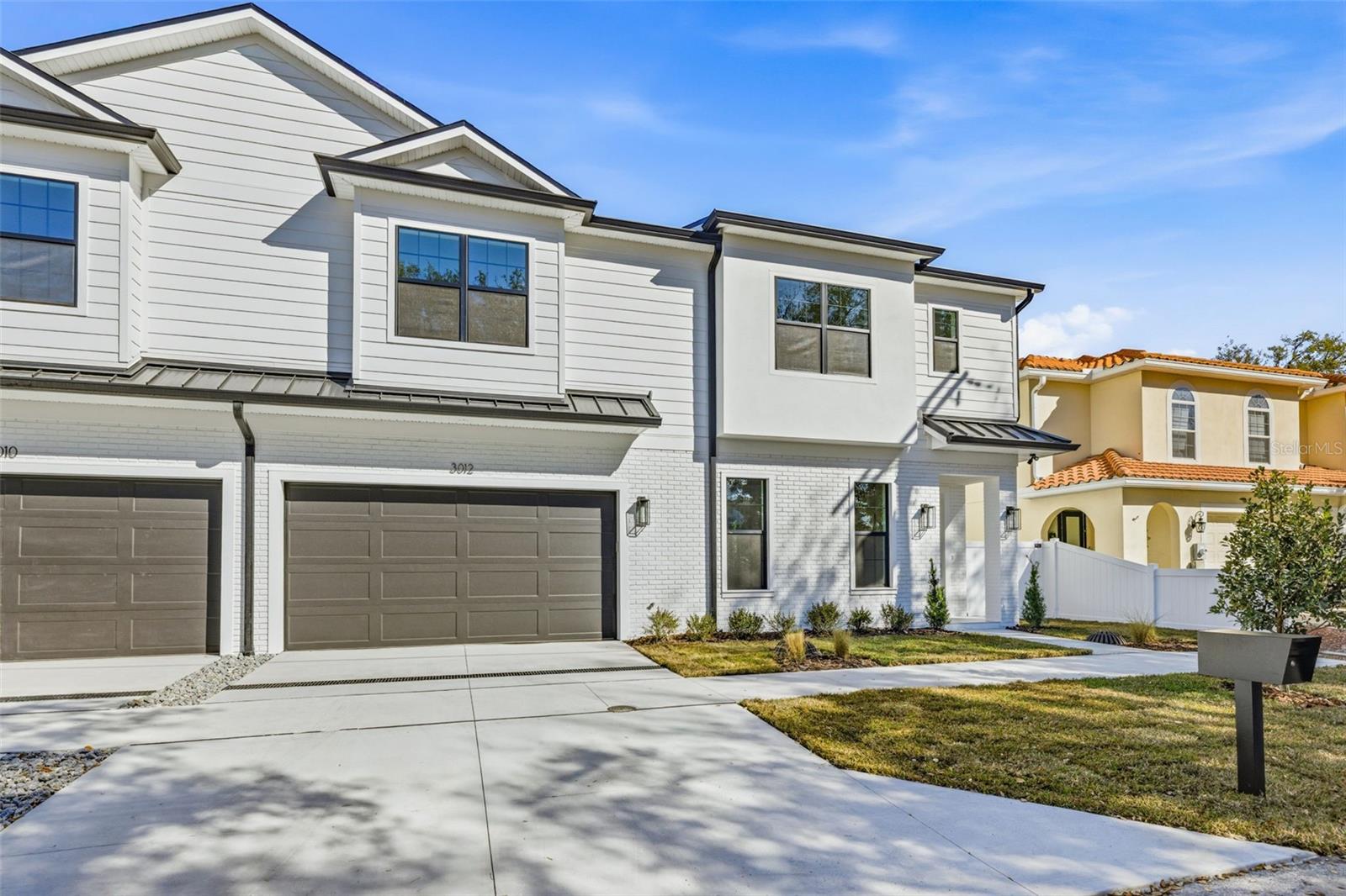 Image 2 of 24 For 3012 Esperanza Avenue