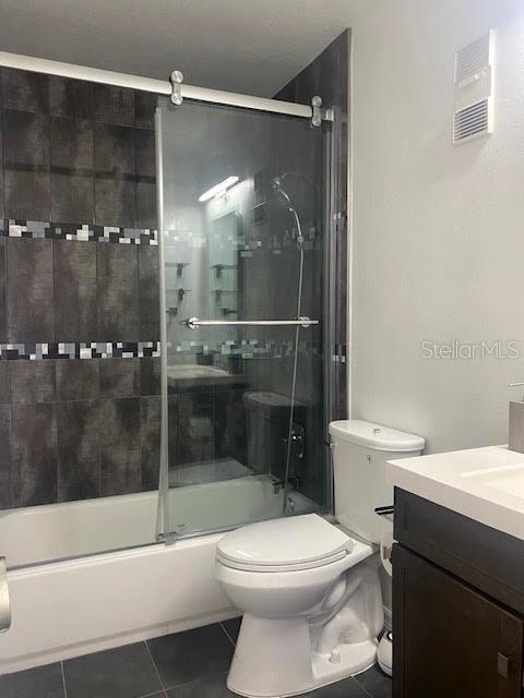 Image 19 of 40 For 136 Pompano Drive Se D