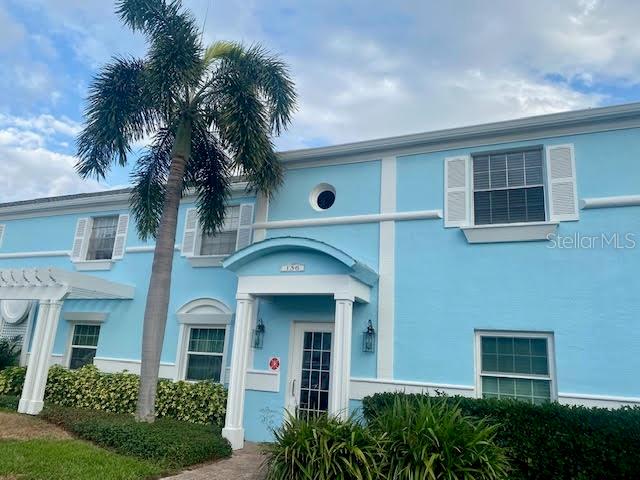 Image 2 of 40 For 136 Pompano Drive Se D