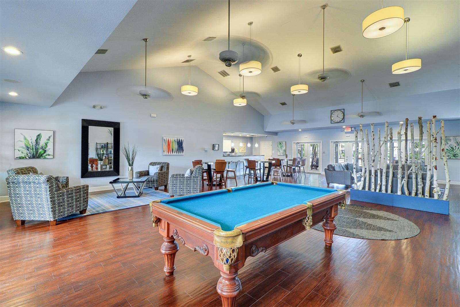 Image 24 of 40 For 136 Pompano Drive Se D