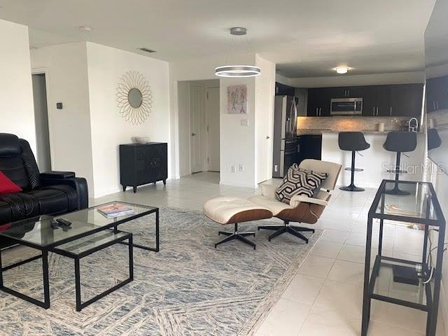 Image 6 of 40 For 136 Pompano Drive Se D