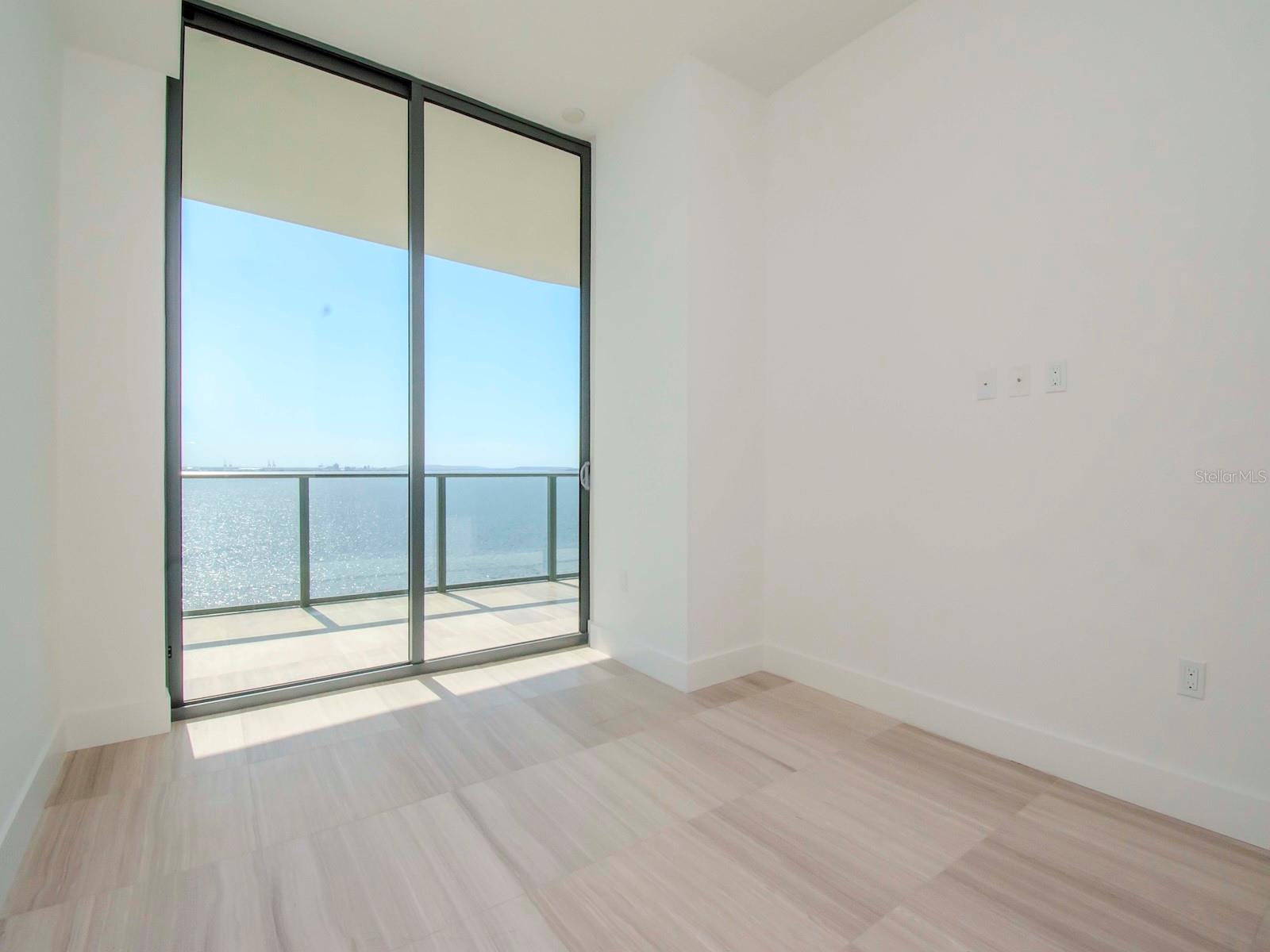 Image 28 of 80 For 3101 Bayshore Boulevard 1102