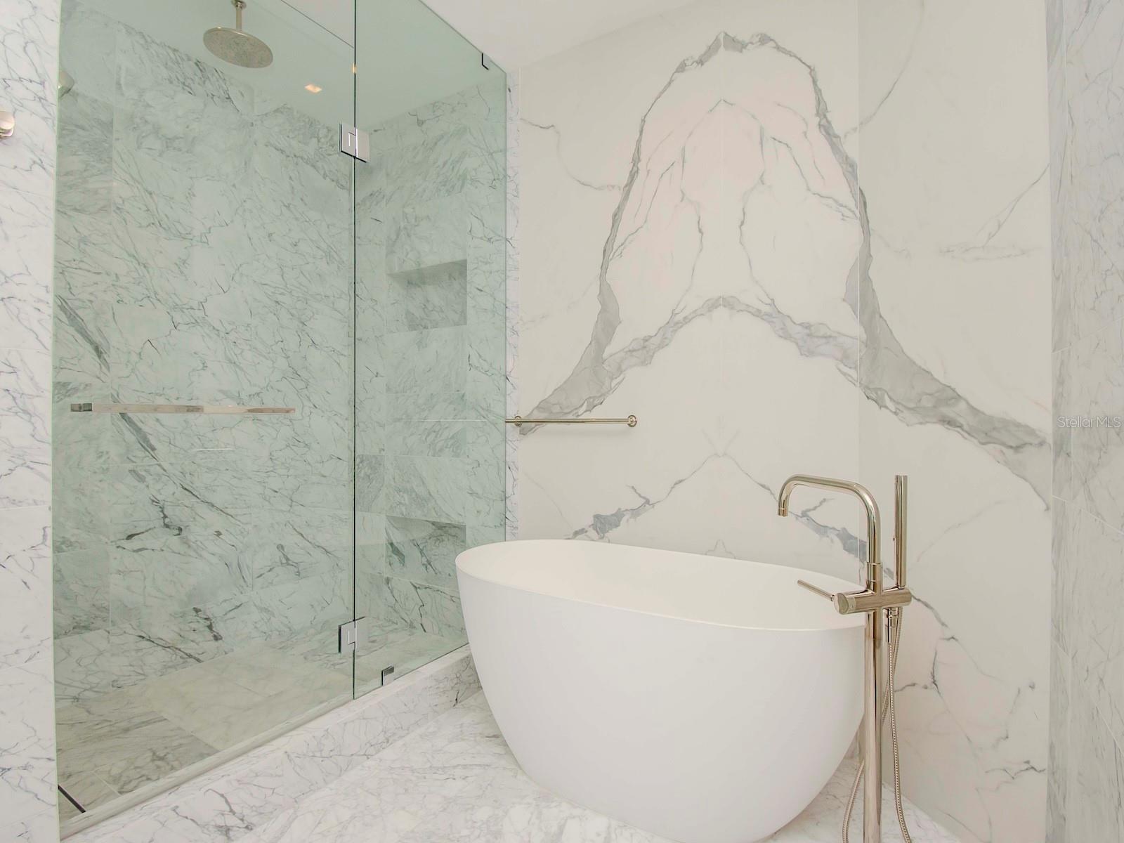 Image 43 of 80 For 3101 Bayshore Boulevard 1102