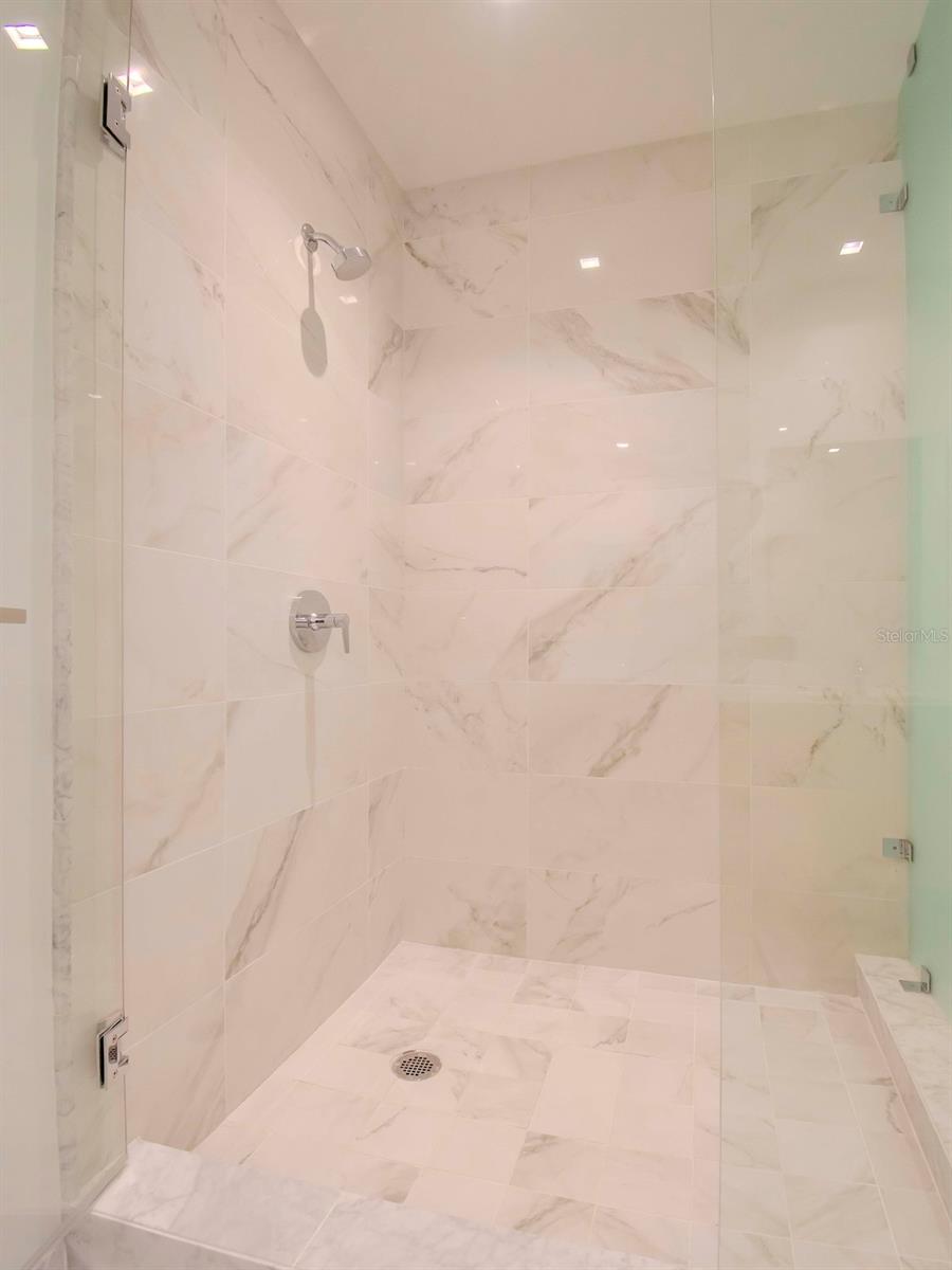 Image 47 of 80 For 3101 Bayshore Boulevard 1102