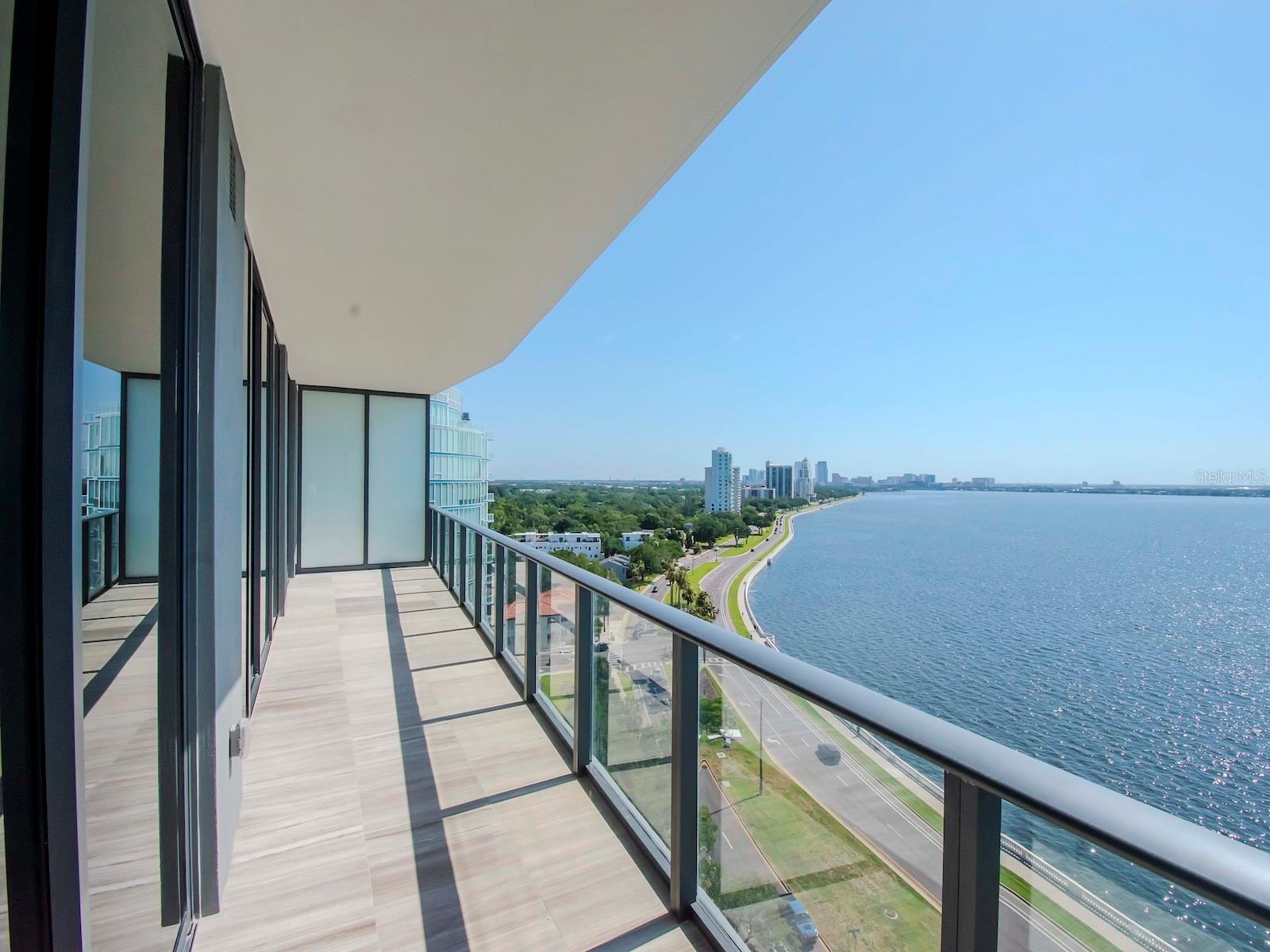 Image 51 of 80 For 3101 Bayshore Boulevard 1102