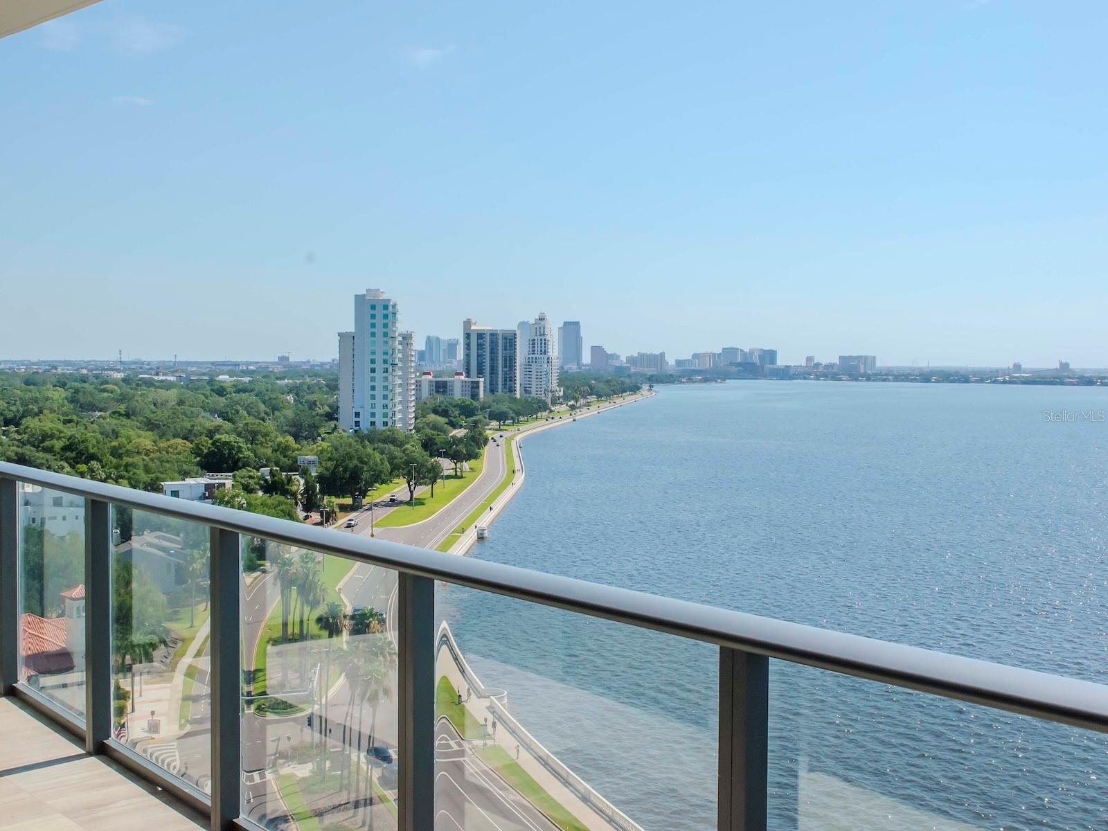 Image 54 of 80 For 3101 Bayshore Boulevard 1102