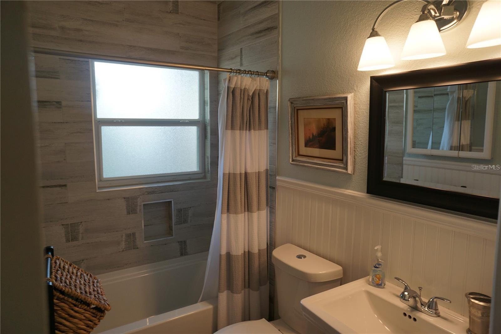 Image 10 of 11 For 601 Osceola Avenue