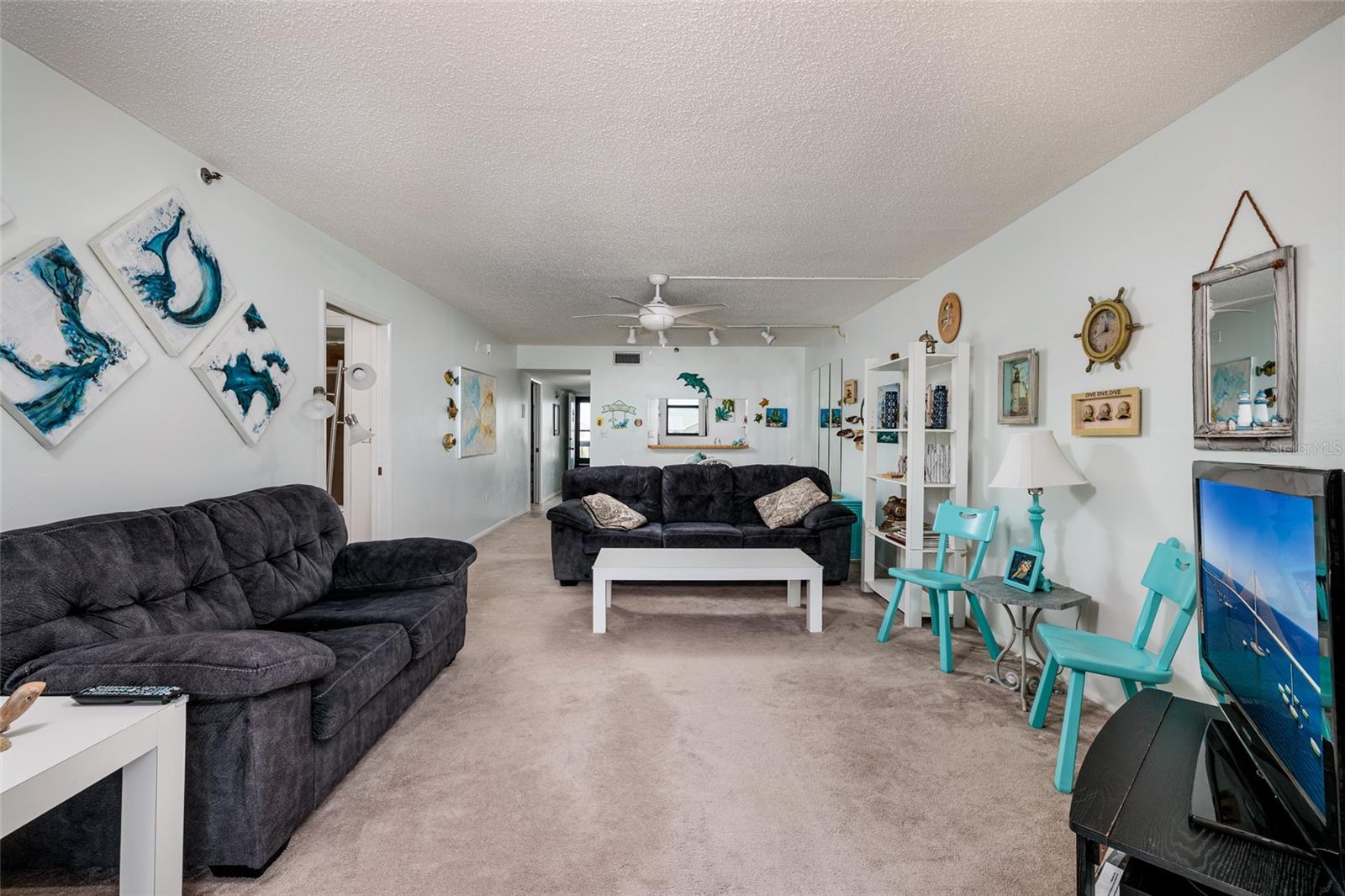 Image 8 of 35 For 15462 Gulf Boulevard 304