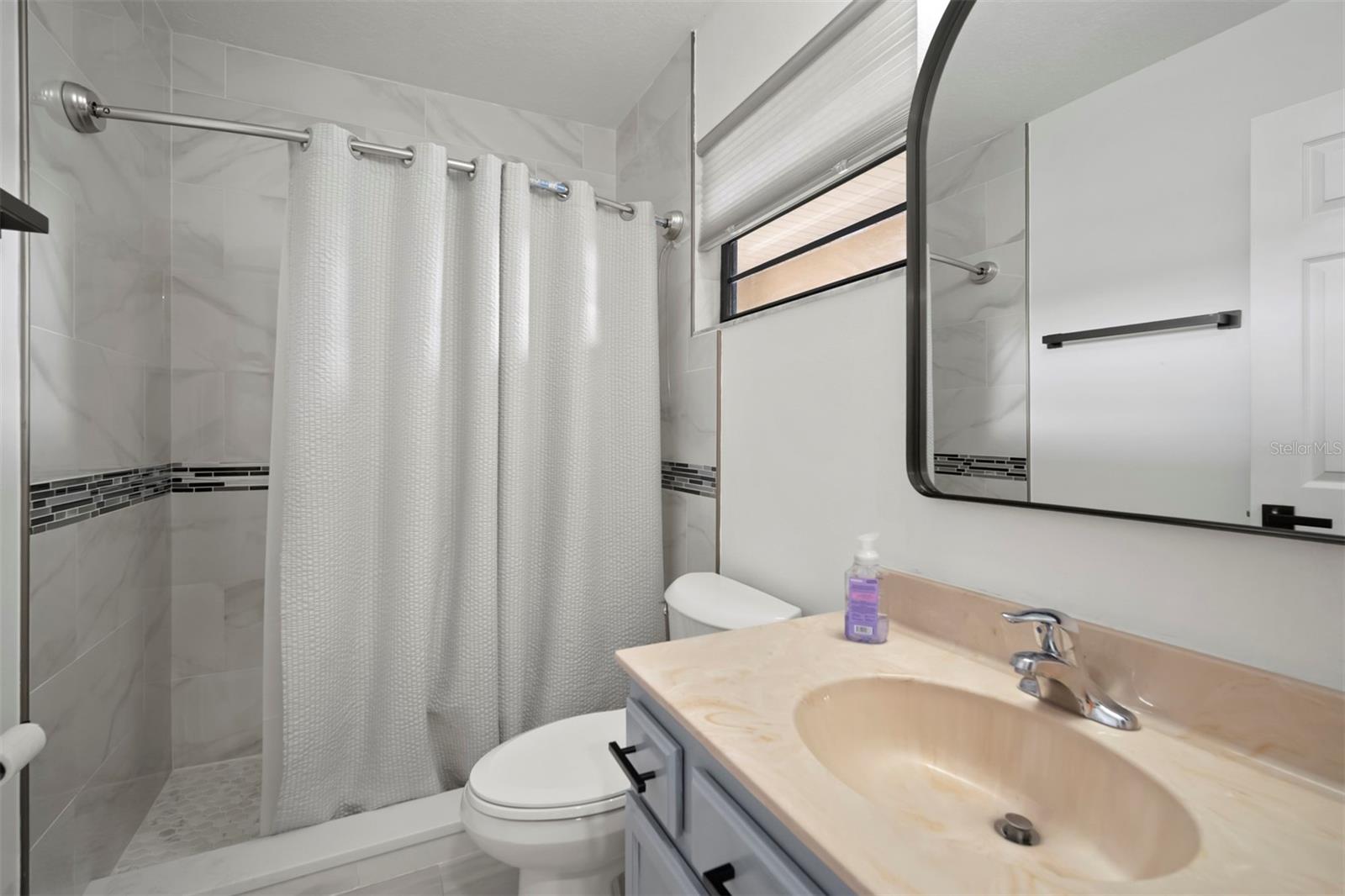 Image 35 of 72 For 634 Yardarm Drive