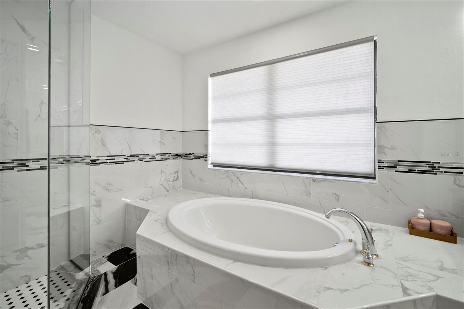 Image 37 of 72 For 634 Yardarm Drive