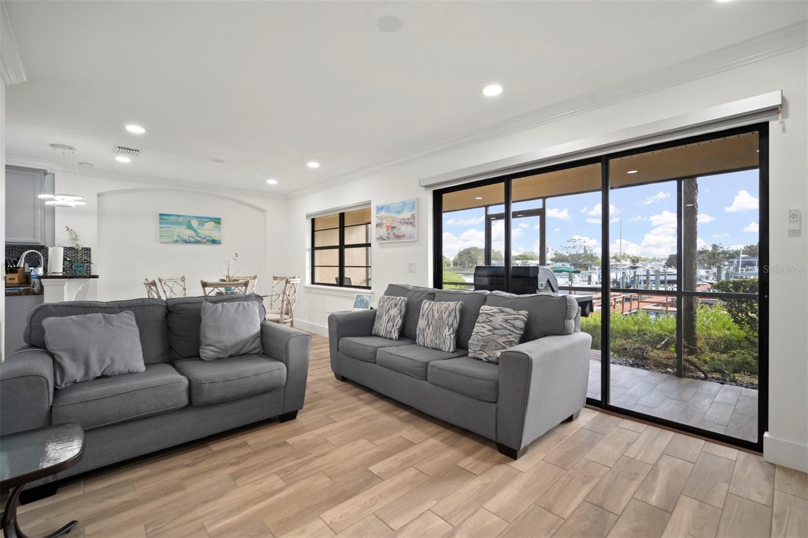 Image 46 of 72 For 634 Yardarm Drive