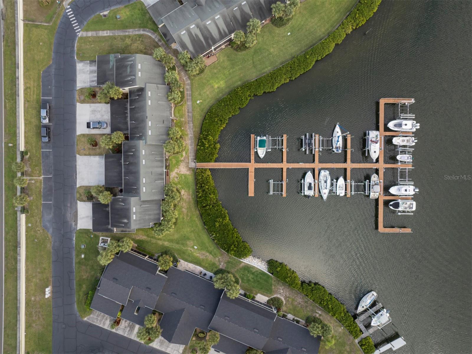 Image 9 of 72 For 634 Yardarm Drive