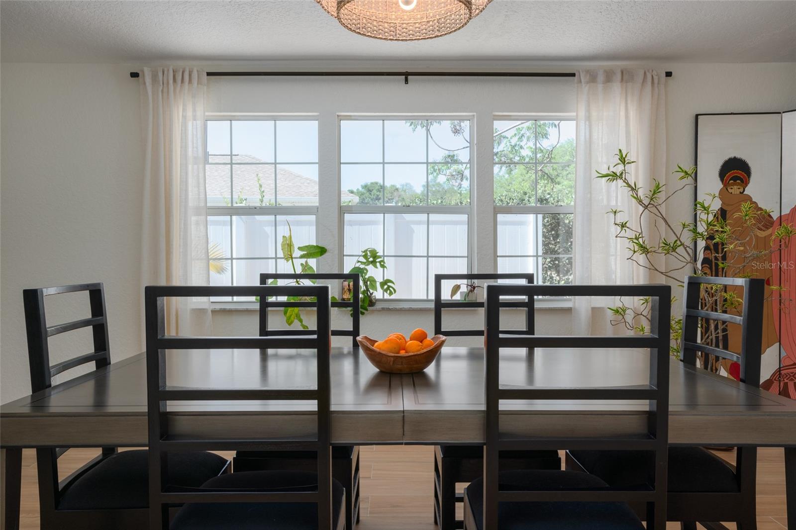 Listing photo id 13 for 2660 Fairway Avenue S