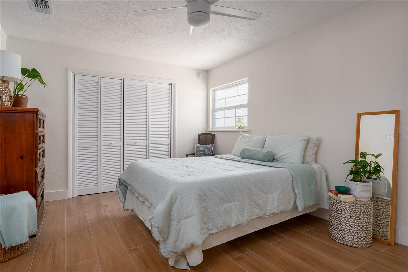 Listing photo id 20 for 2660 Fairway Avenue S