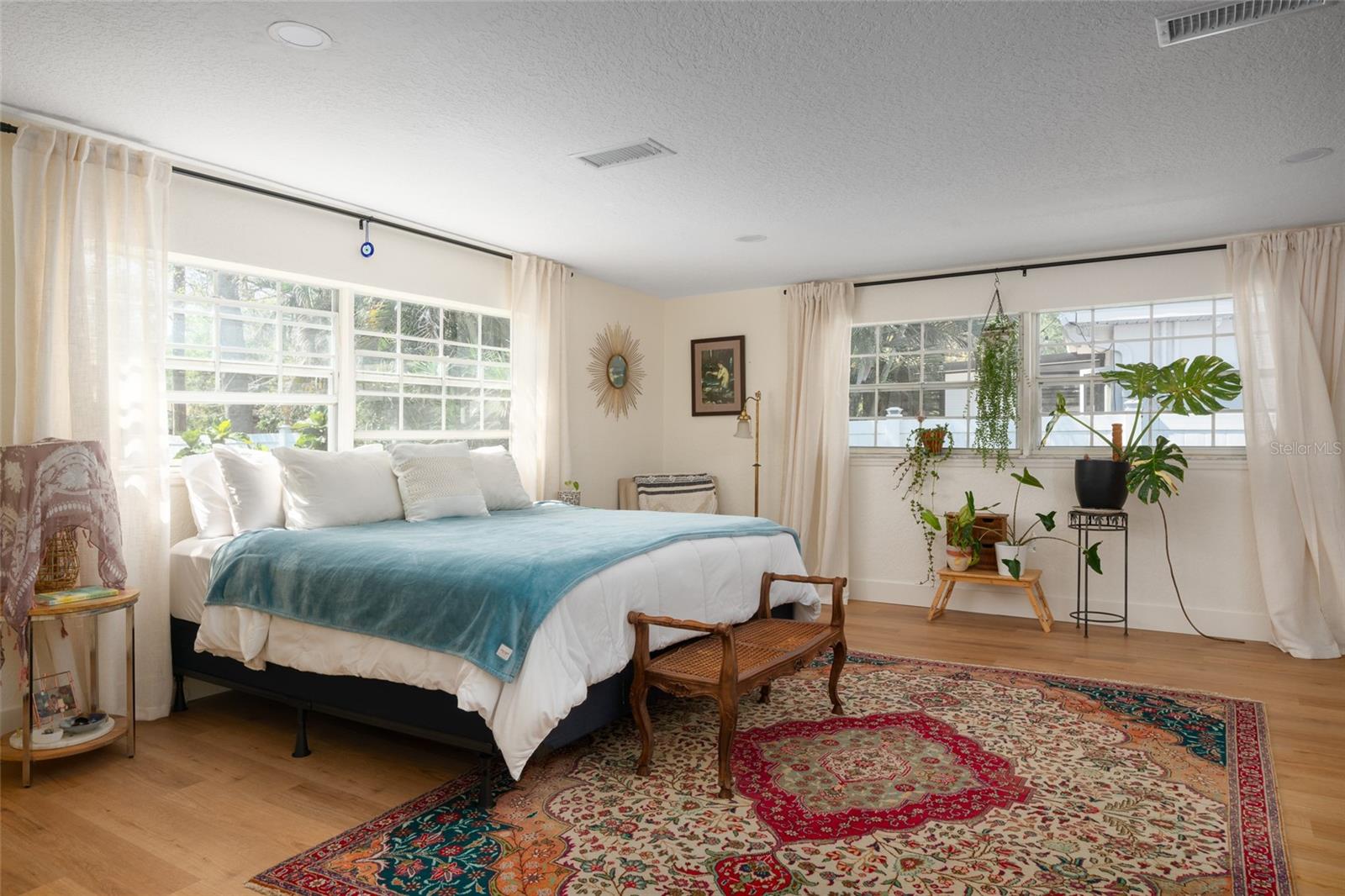 Listing photo id 25 for 2660 Fairway Avenue S