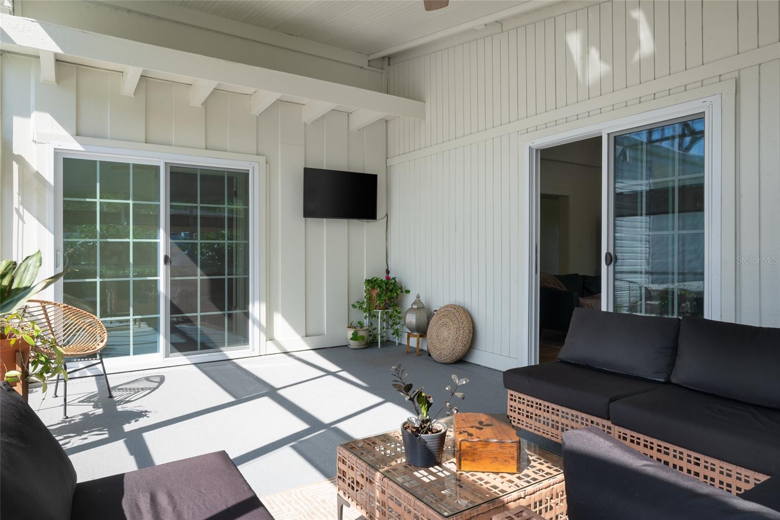 Listing photo id 31 for 2660 Fairway Avenue S