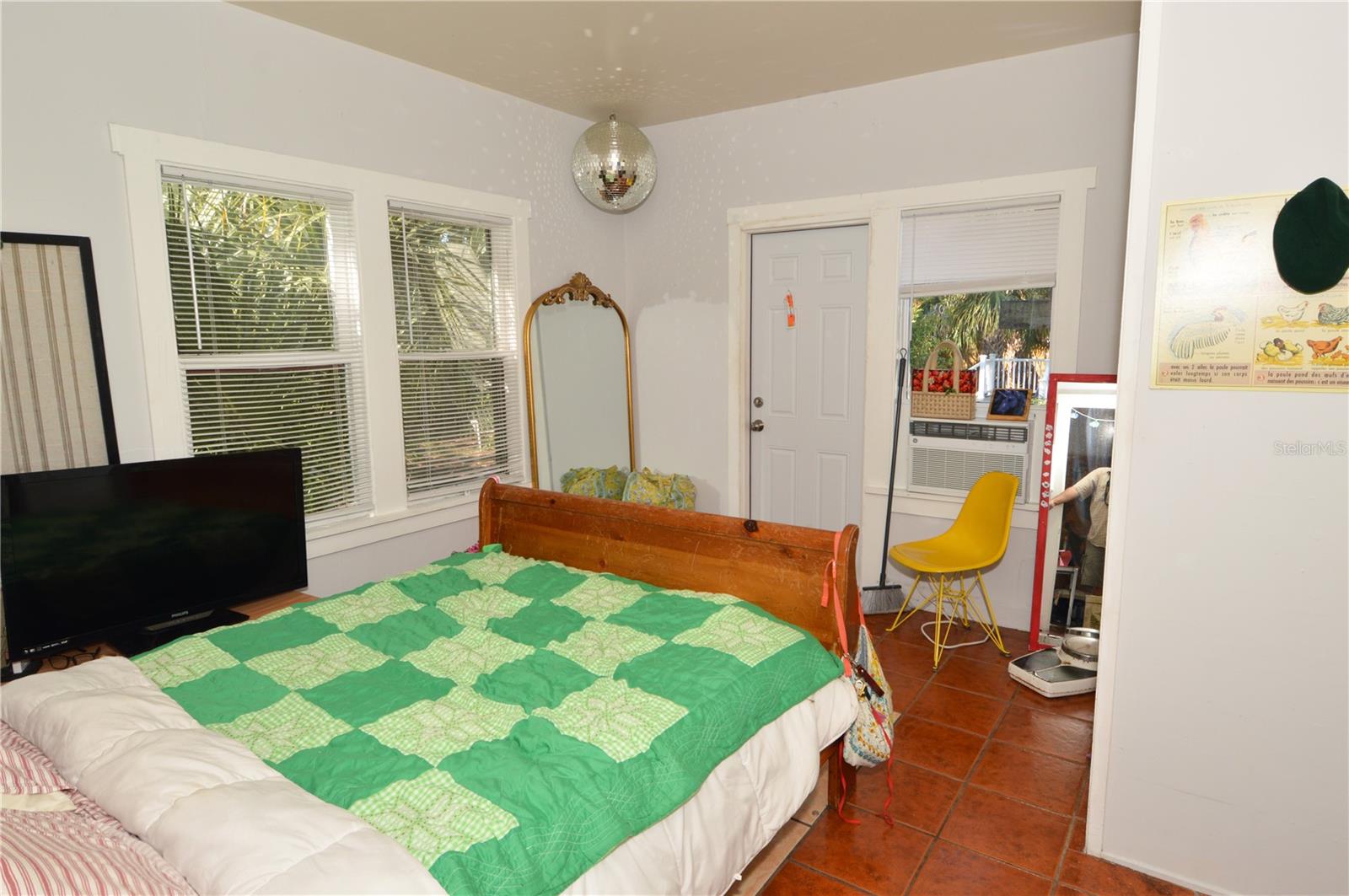 Image 14 of 100 For 2800 Dartmouth Avenue N