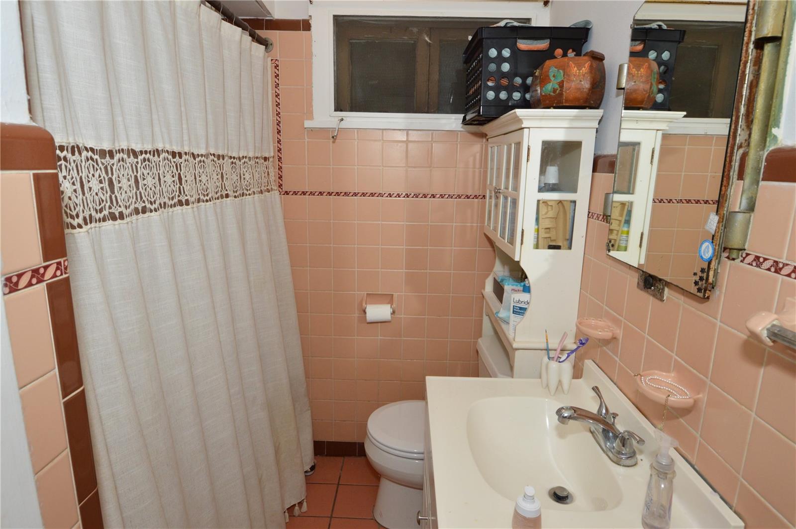 Image 22 of 100 For 2800 Dartmouth Avenue N