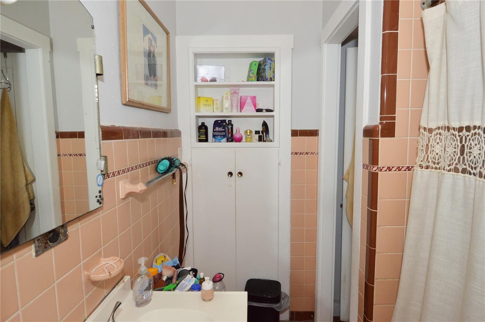 Image 24 of 100 For 2800 Dartmouth Avenue N