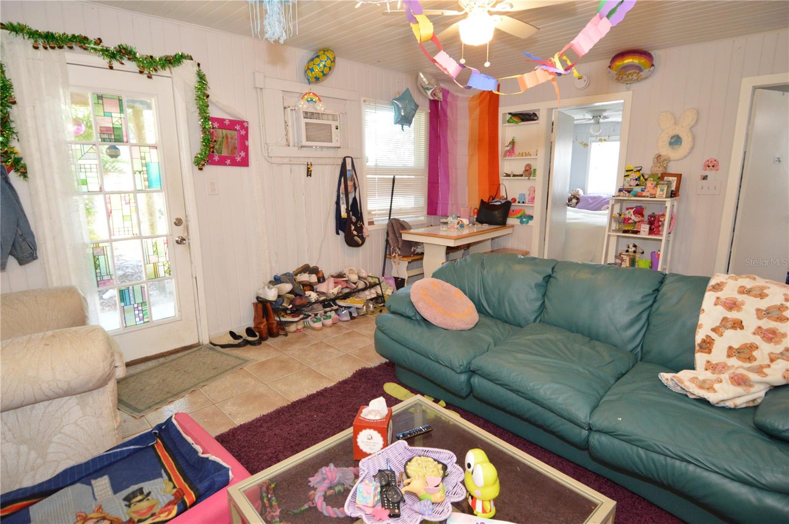 Image 42 of 100 For 2800 Dartmouth Avenue N