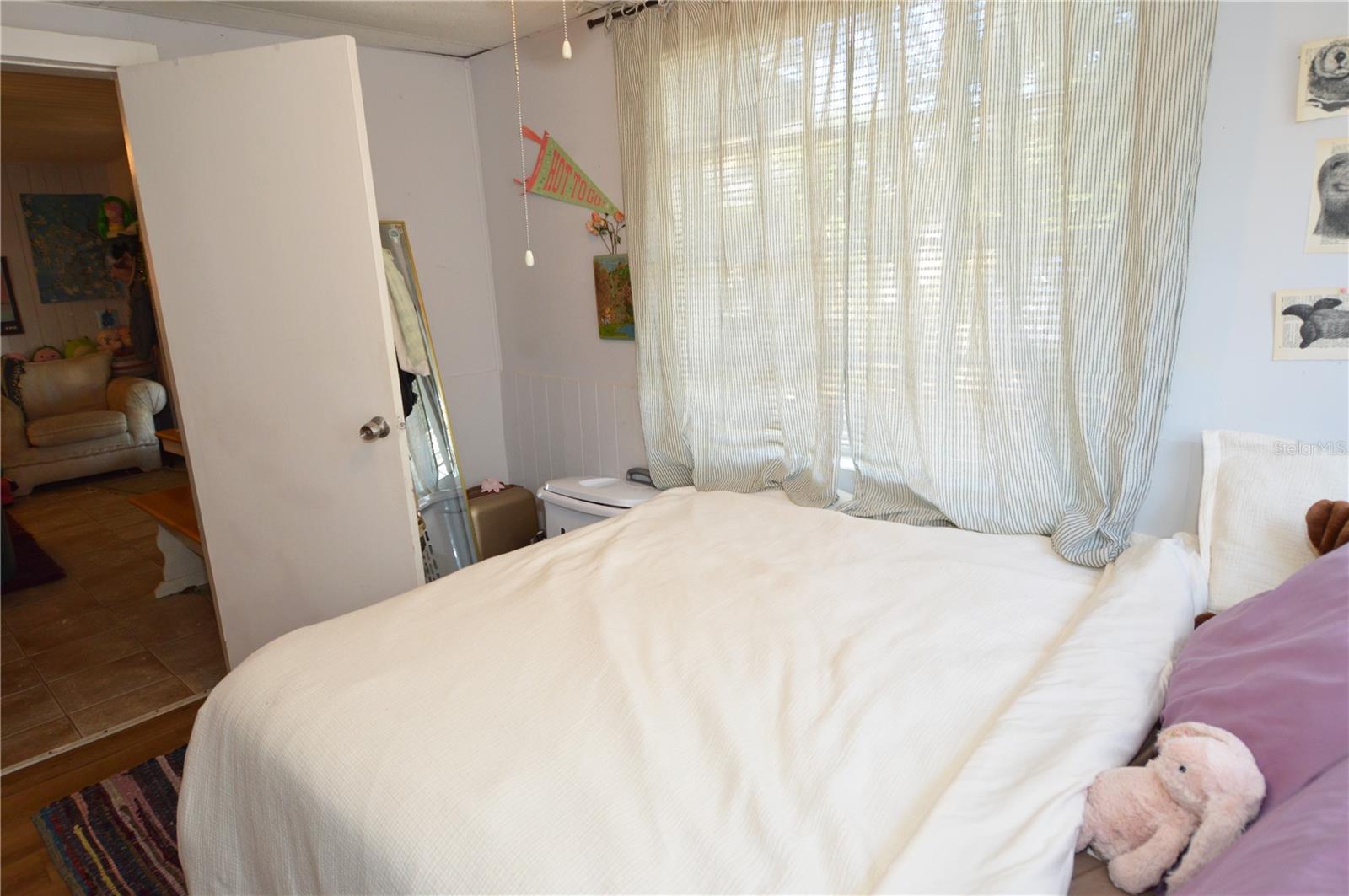 Image 47 of 100 For 2800 Dartmouth Avenue N