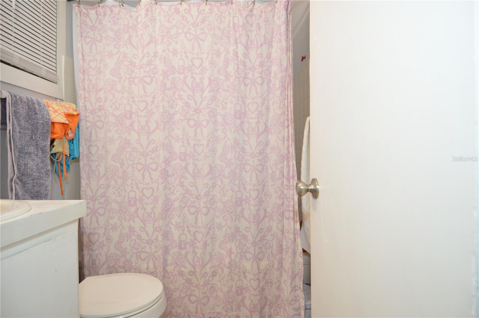 Image 60 of 100 For 2800 Dartmouth Avenue N