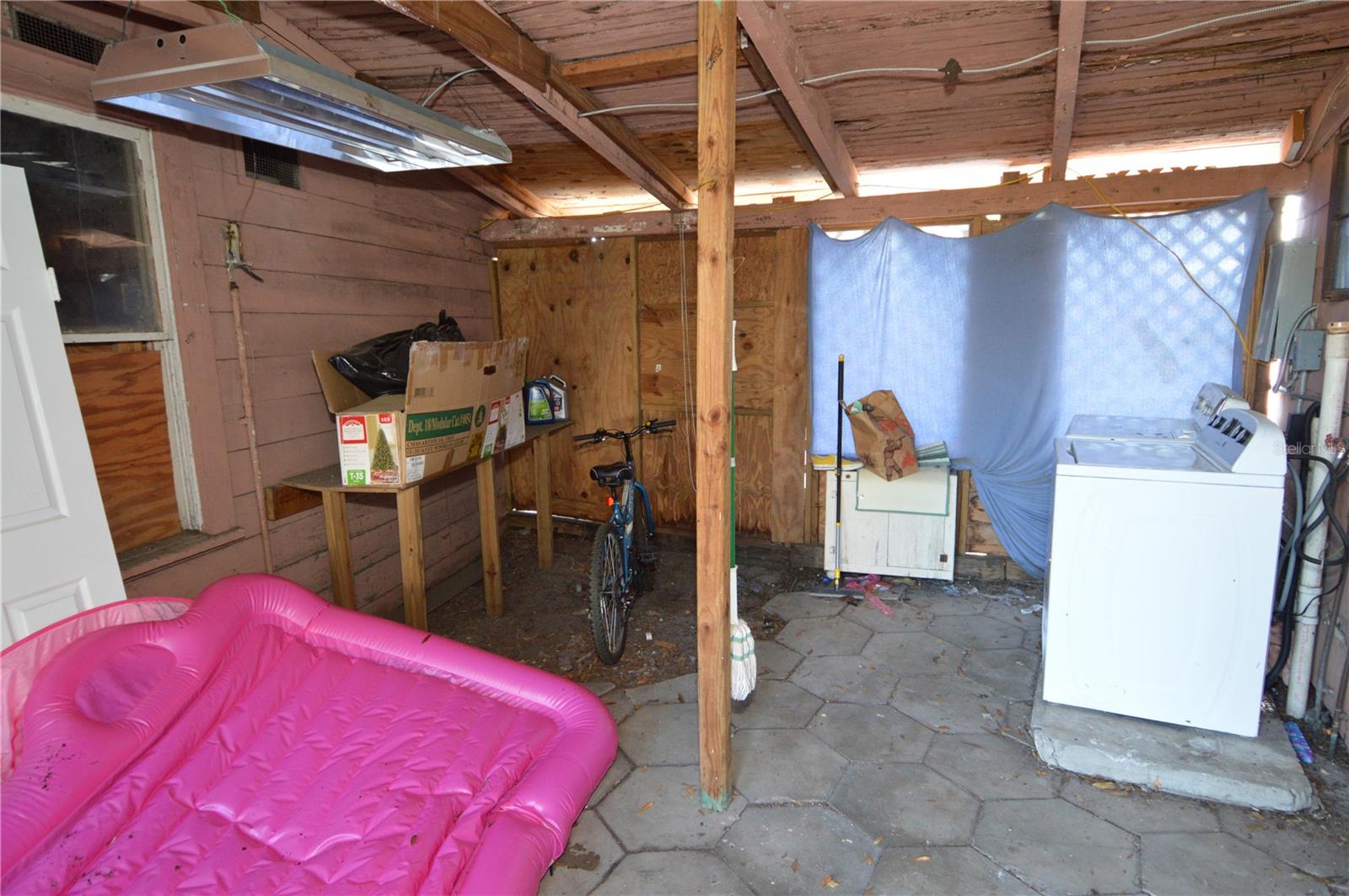 Image 70 of 100 For 2800 Dartmouth Avenue N