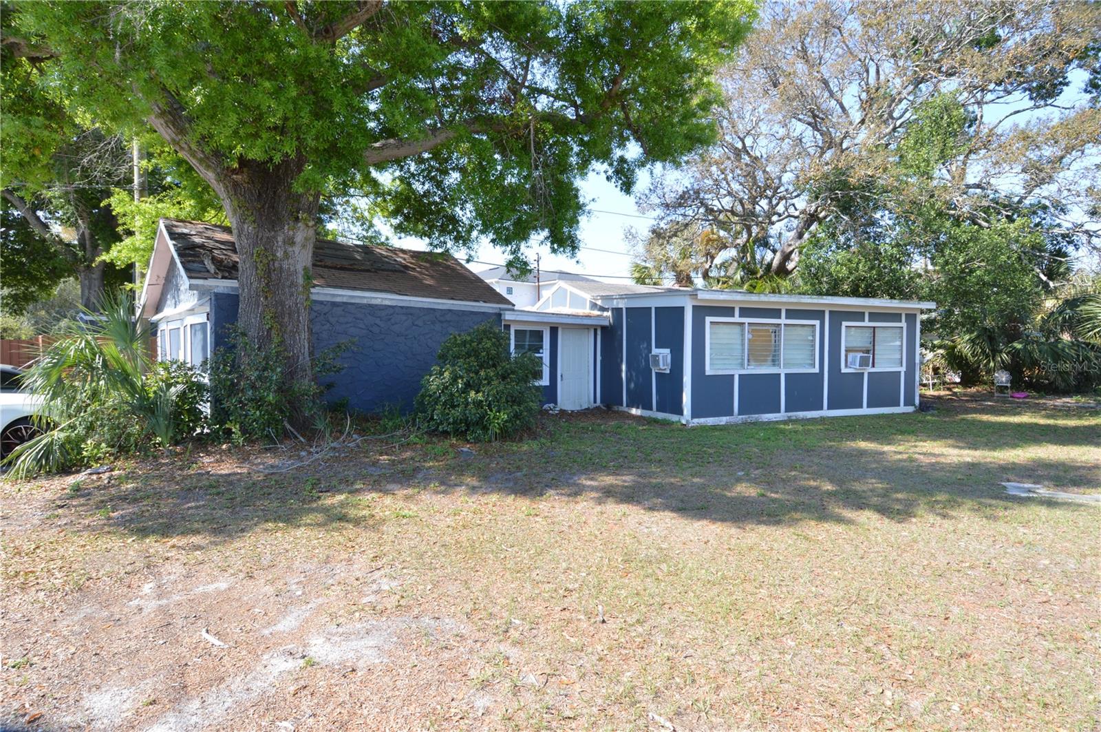 Image 73 of 100 For 2800 Dartmouth Avenue N