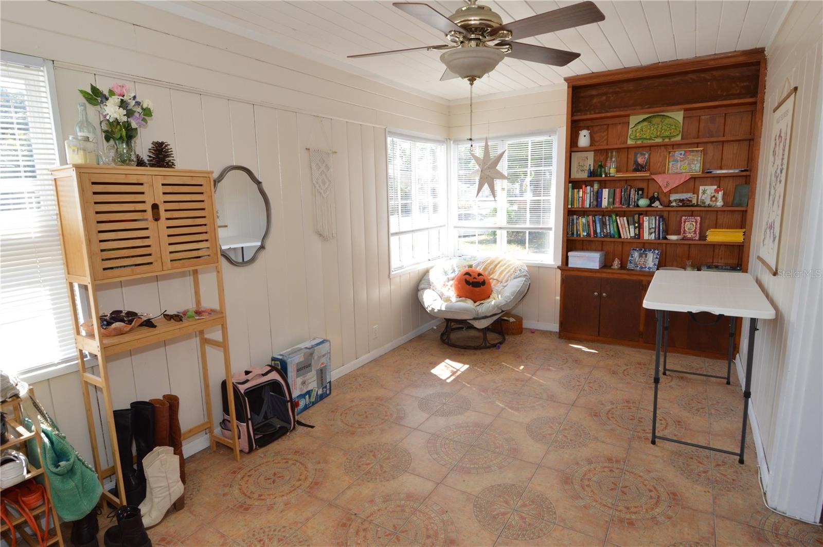 Image 77 of 100 For 2800 Dartmouth Avenue N