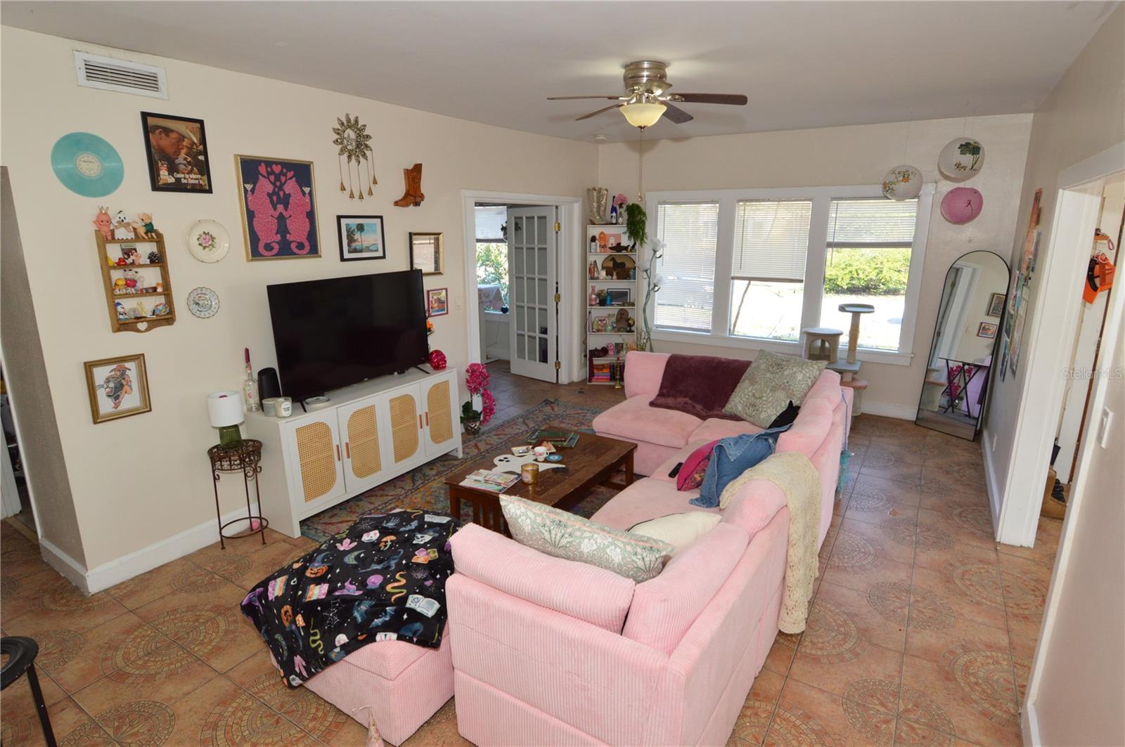 Image 90 of 100 For 2800 Dartmouth Avenue N